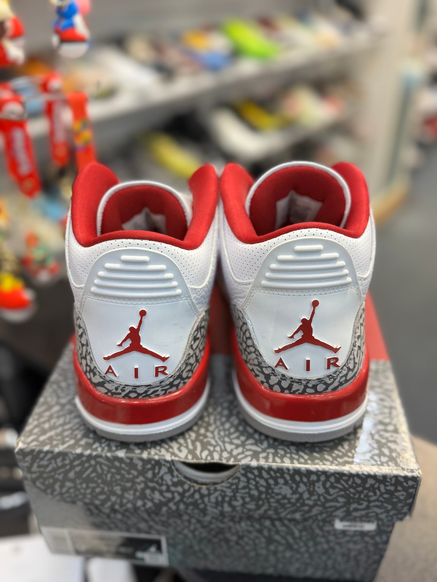 *USED* Jordan 3 Retro Cardinal Red