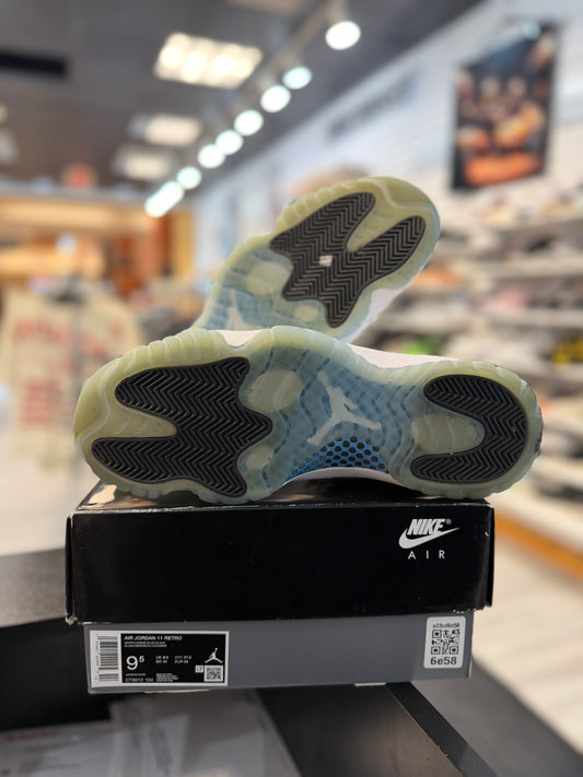 *USED* Jordan 11 Retro Legend Blue (2024)