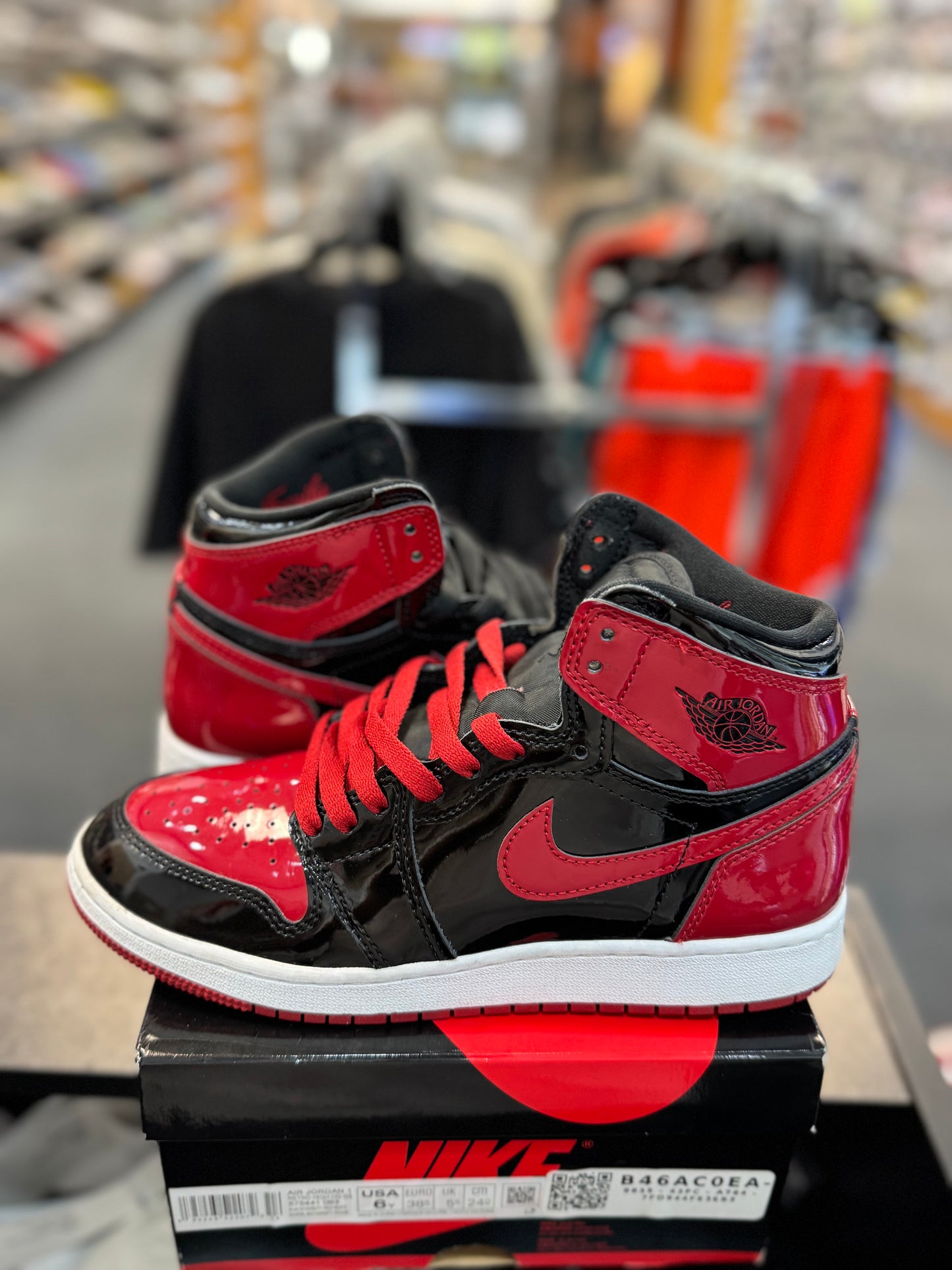 *USED* Jordan 1 Retro High OG Patent Bred (GS)