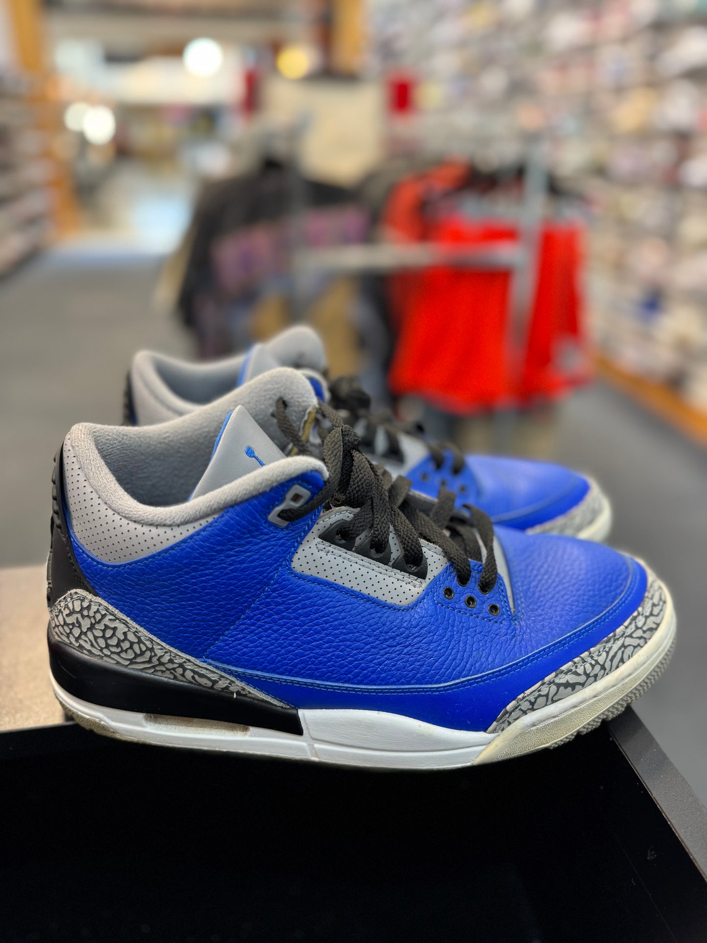 *USED* Jordan 3 Retro Varsity Royal Cement