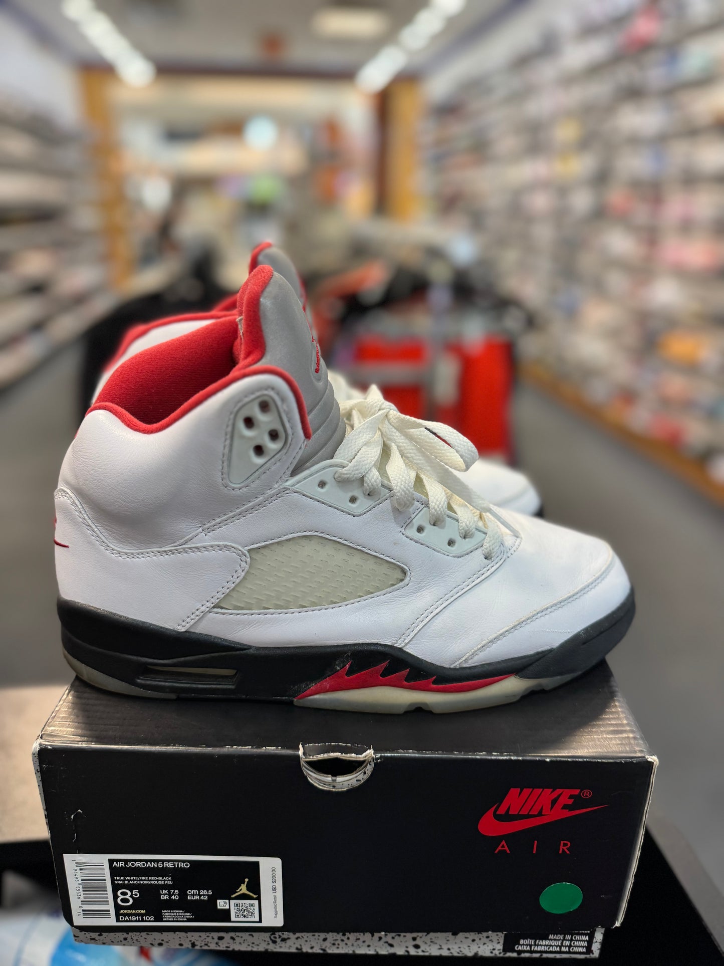 *USED* Jordan 5 Retro Fire Red Silver Tongue (2020)