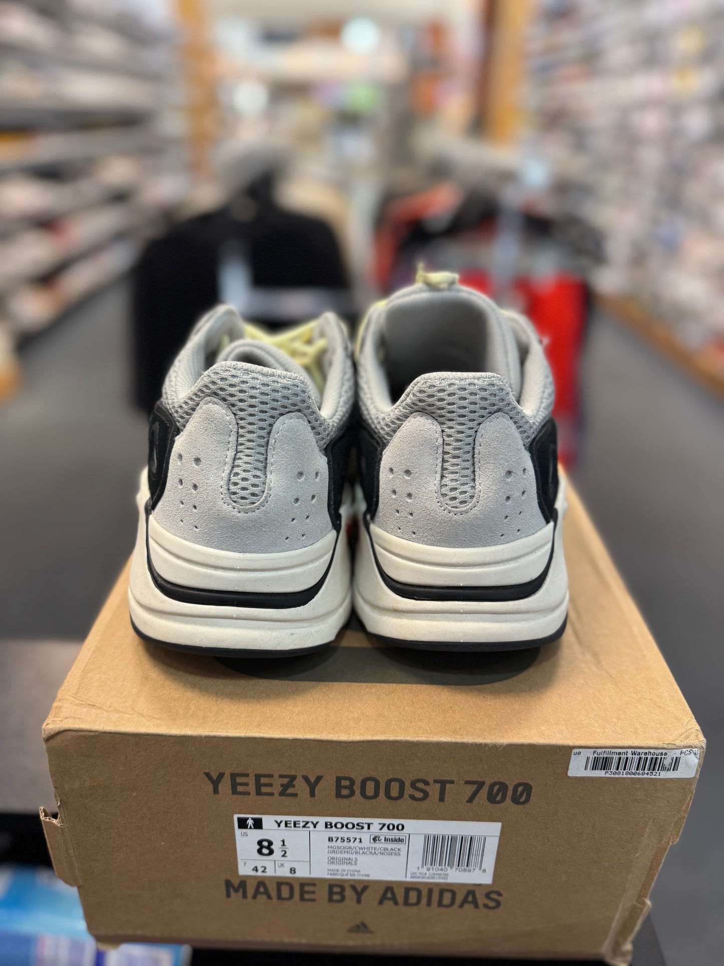 *USED* adidas Yeezy Boost 700 Waverunner