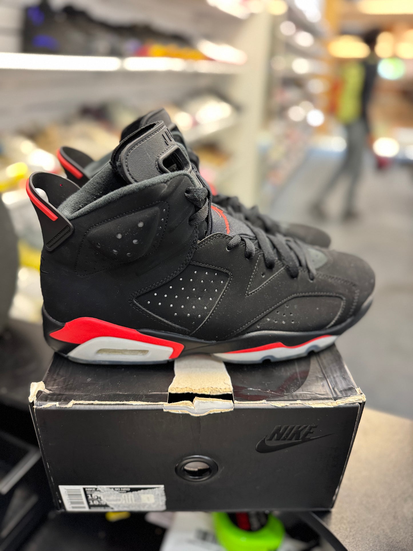 *USED* Jordan 6 Retro Black Infrared (2019)