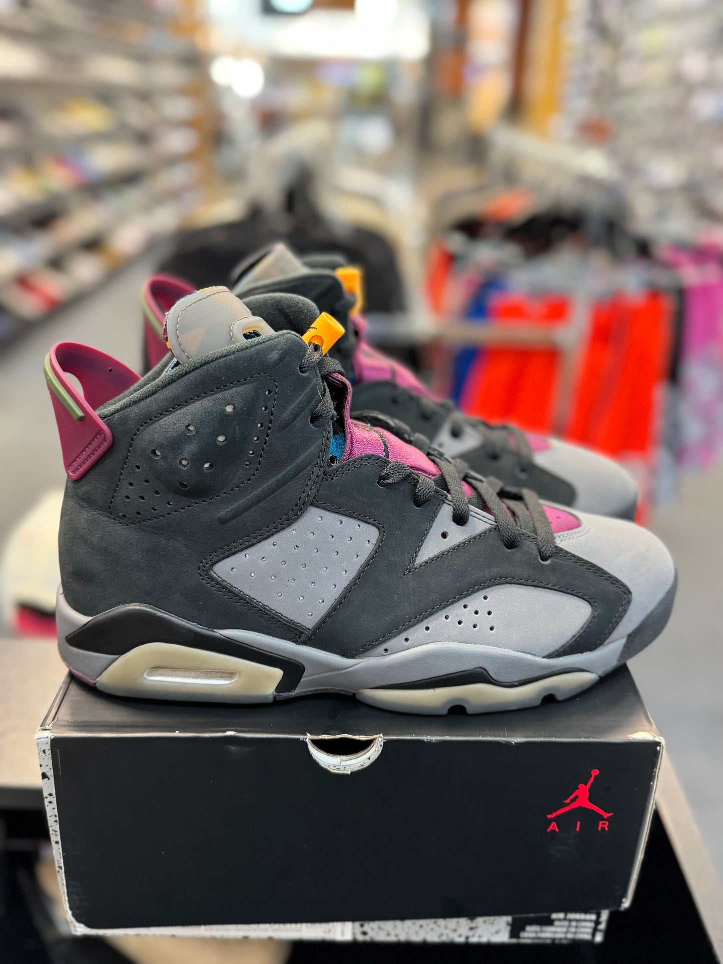 *USED* Jordan 6 Retro Bordeaux