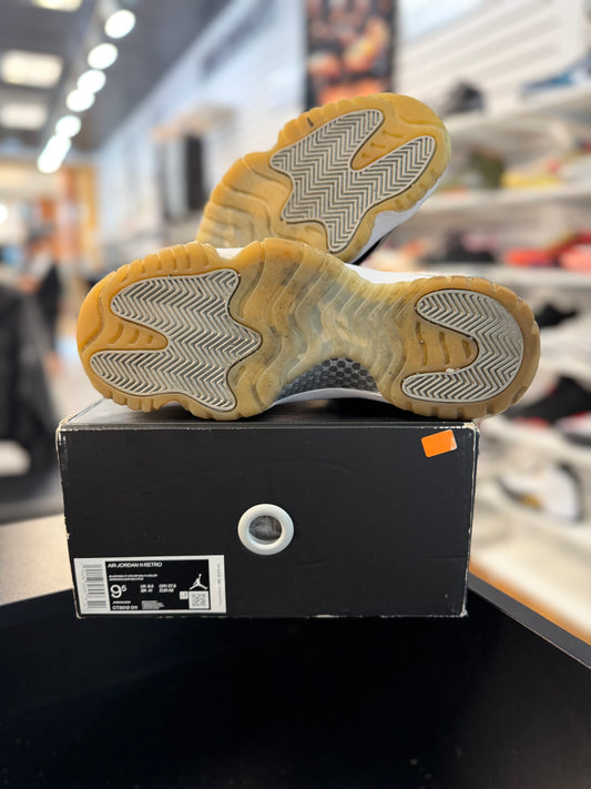 *USED* Jordan 11 Retro Jubliee