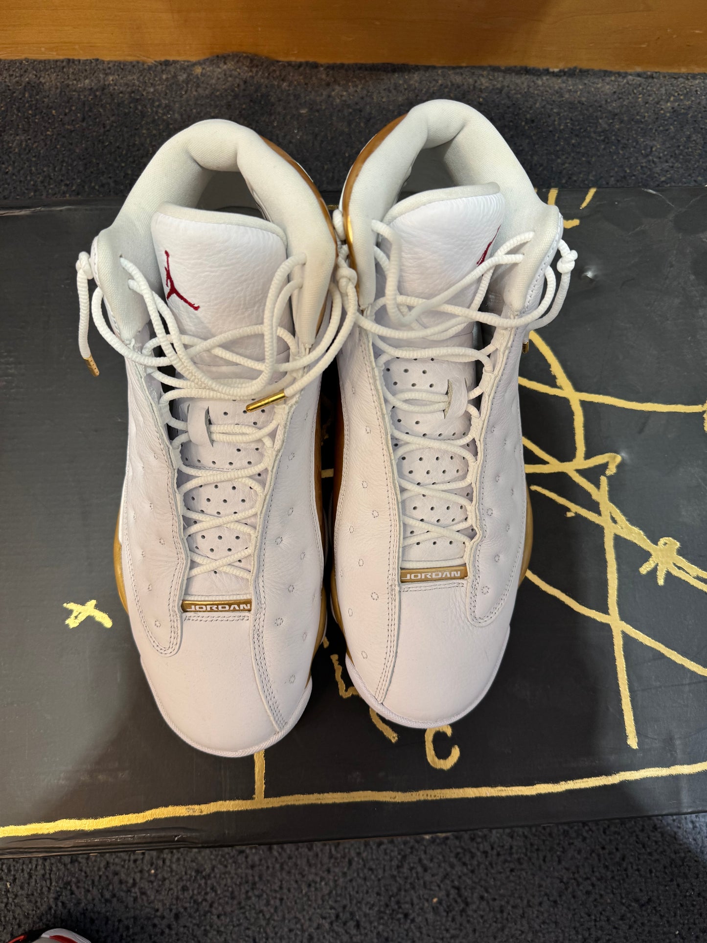 *USED* Jordan Defining Moments Pack Last Shot