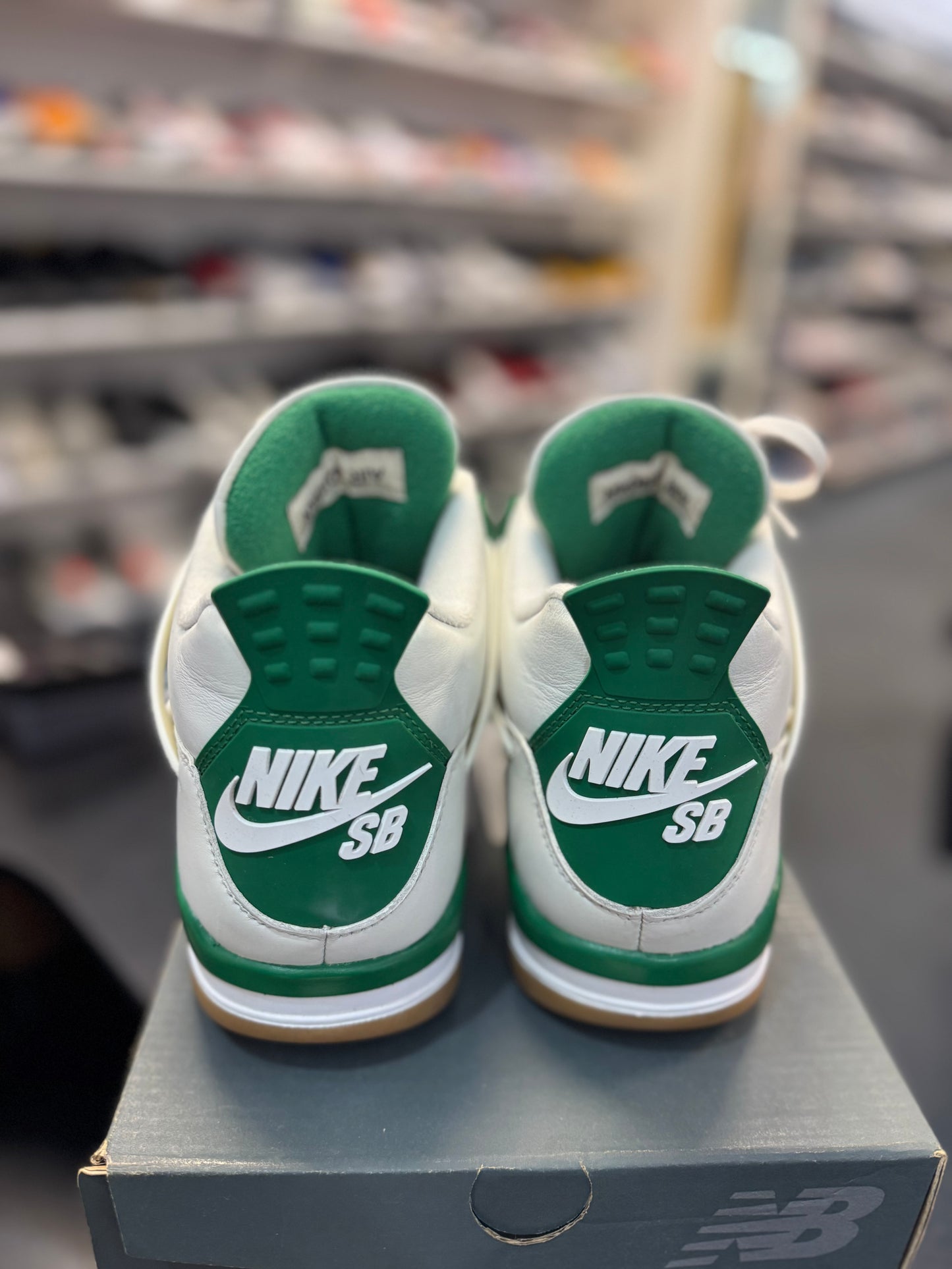 *USED* Jordan 4 Retro SB Pine Green