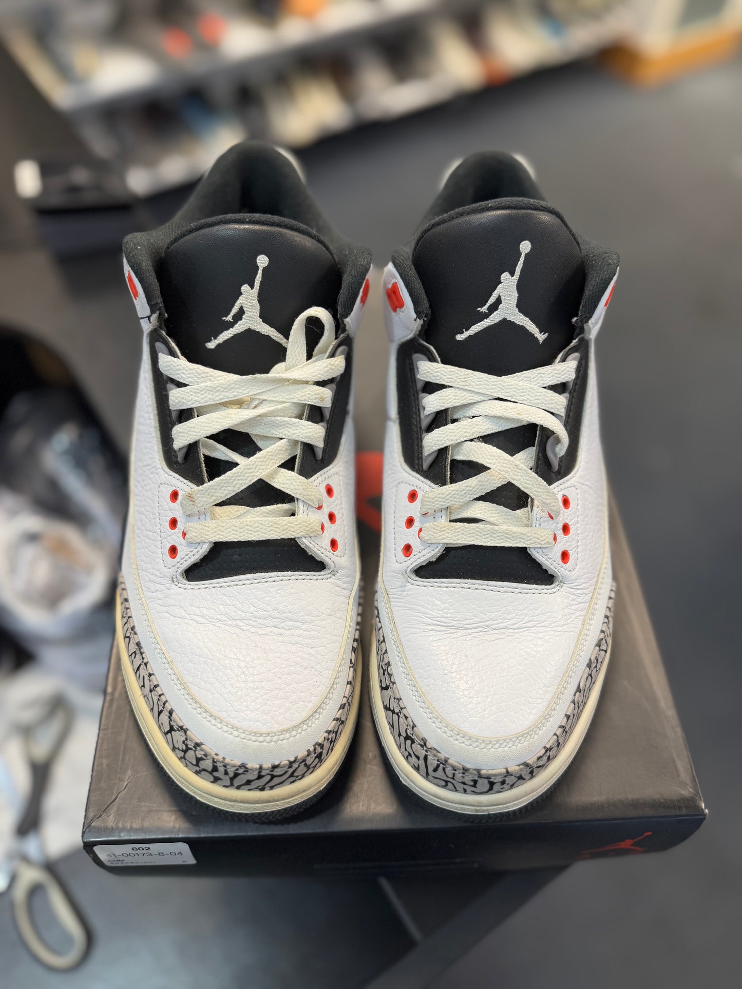 *USED* Jordan 3 Retro Infrared 23