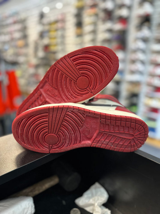 *USED* Jordan 1 Retro High OG Chicago Lost & Found