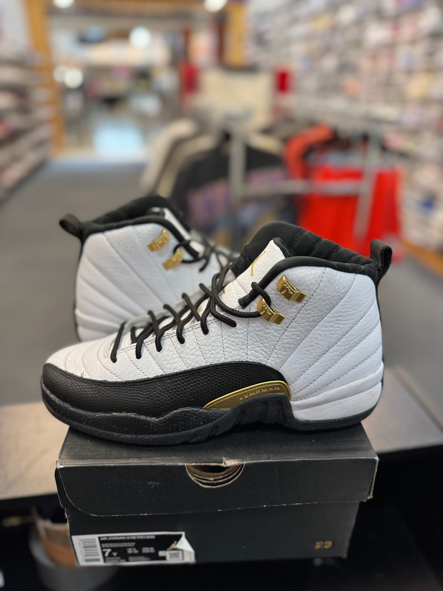 *USED* Jordan 12 Retro Royalty Taxi (GS)