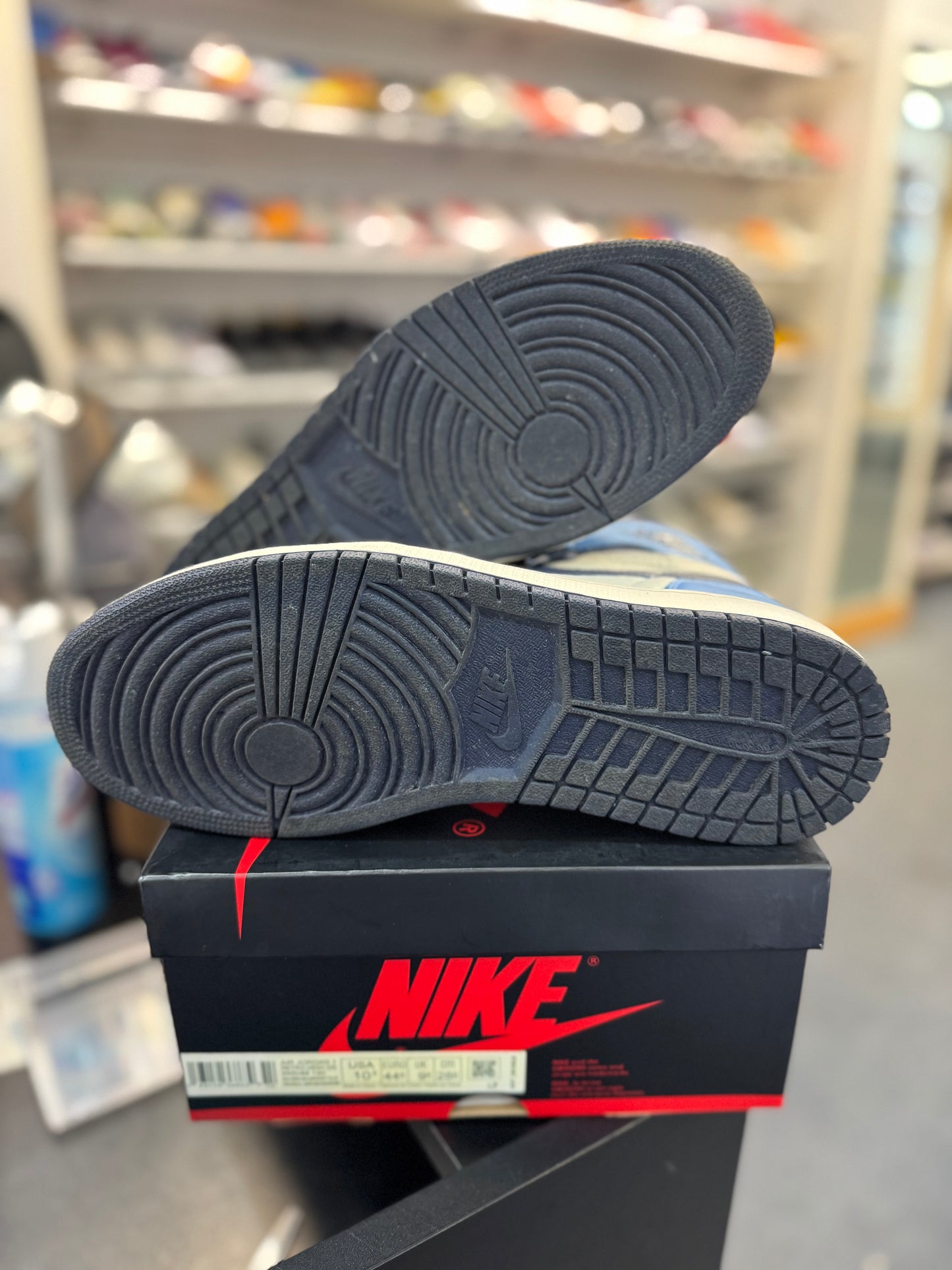 *USED* Jordan 1 Retro High Obsidian