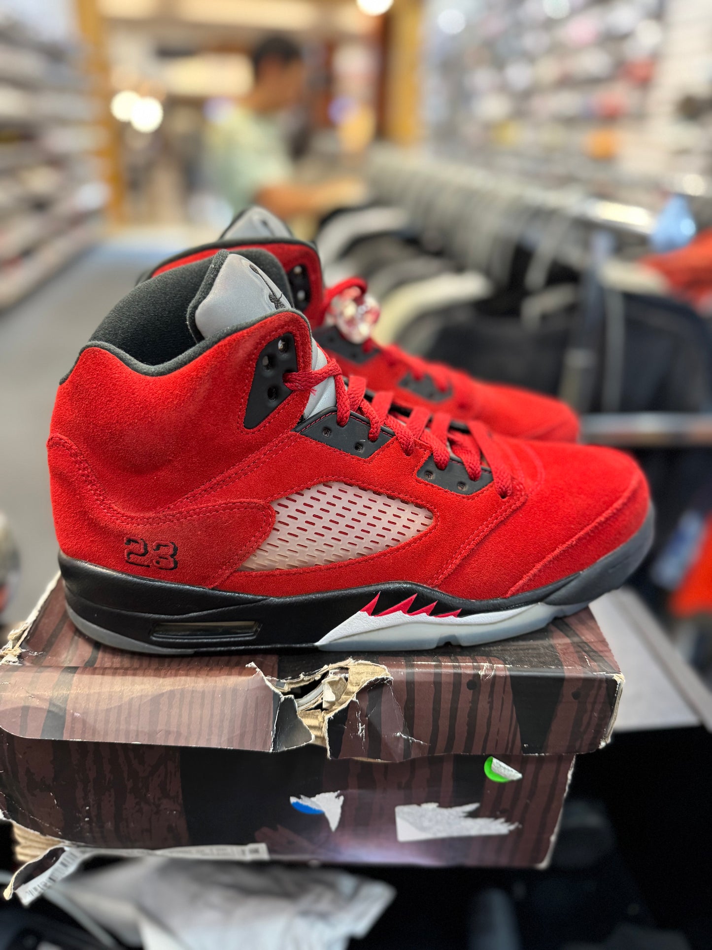 *USED* Jordan 5 Retro Raging Bull Red (2021)
