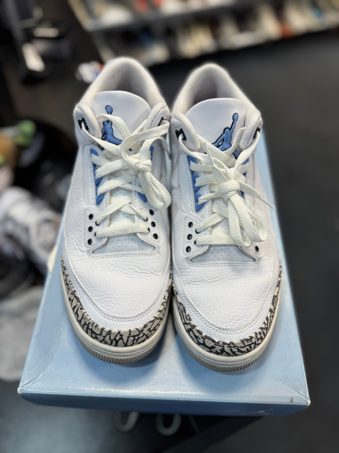 *USED* Jordan 3 Retro UNC (2020)