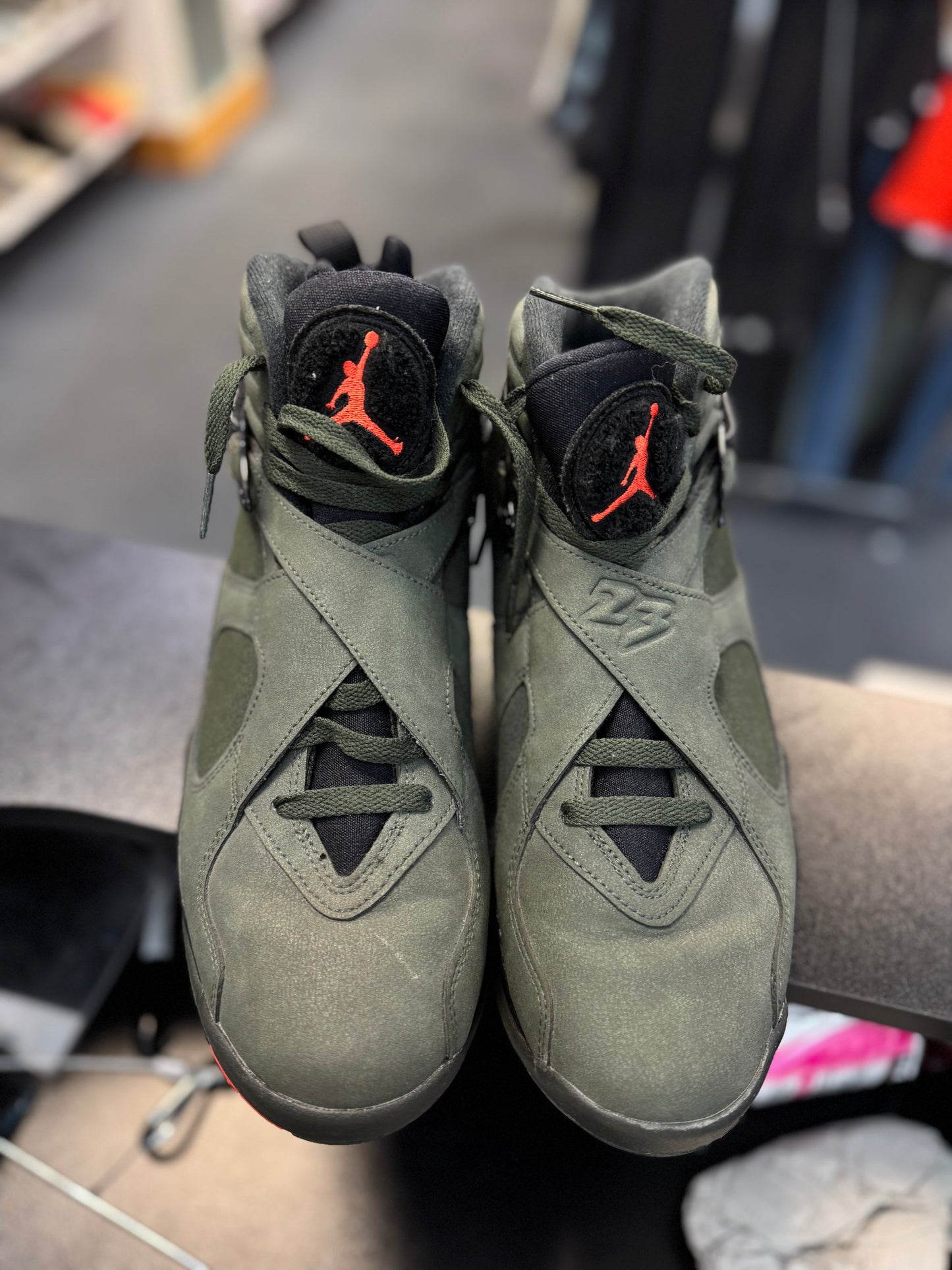 *USED* Jordan 8 Retro Take Flight Undefeated