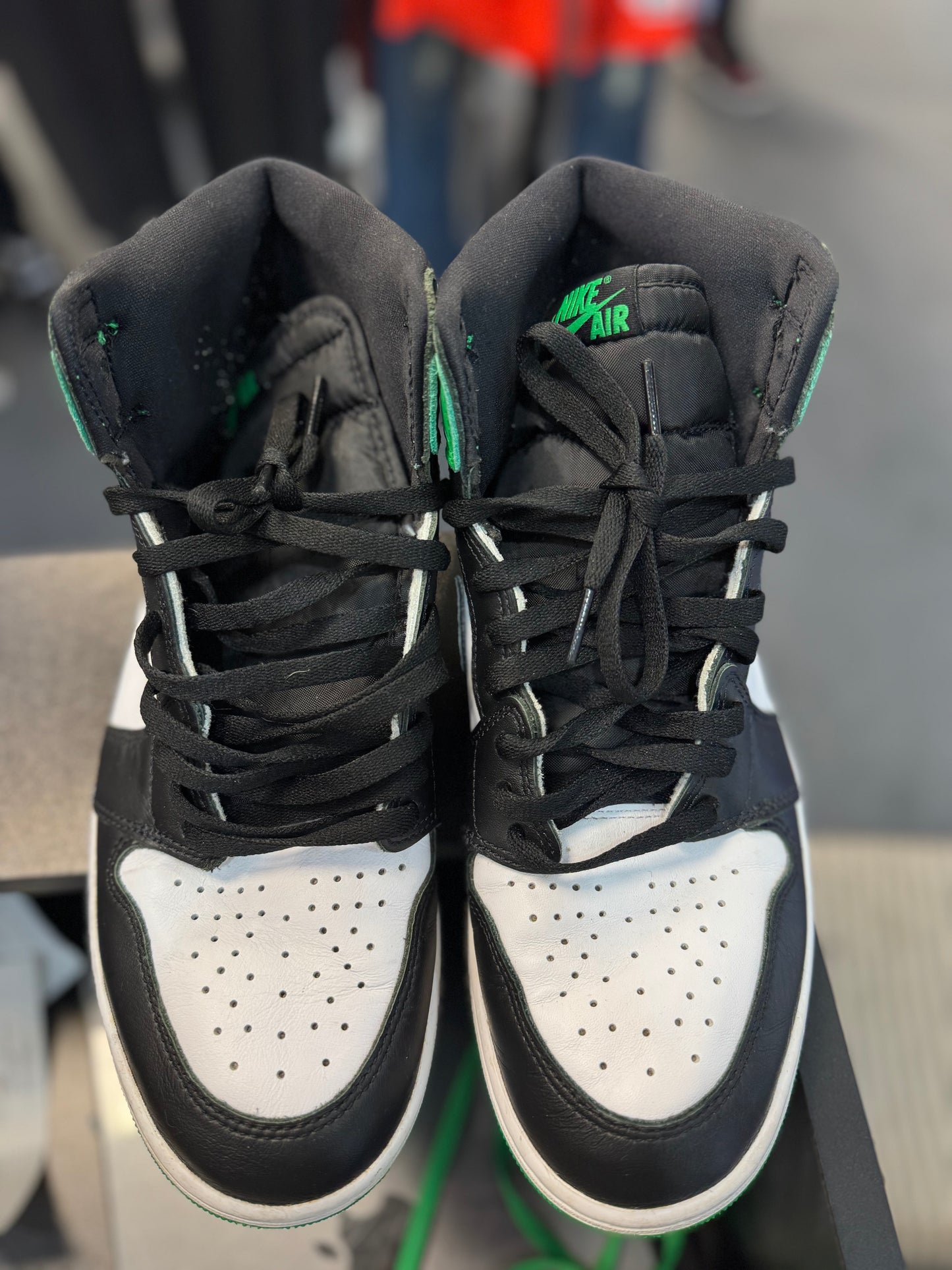 *USED* Jordan 1 Retro High OG Lucky Green