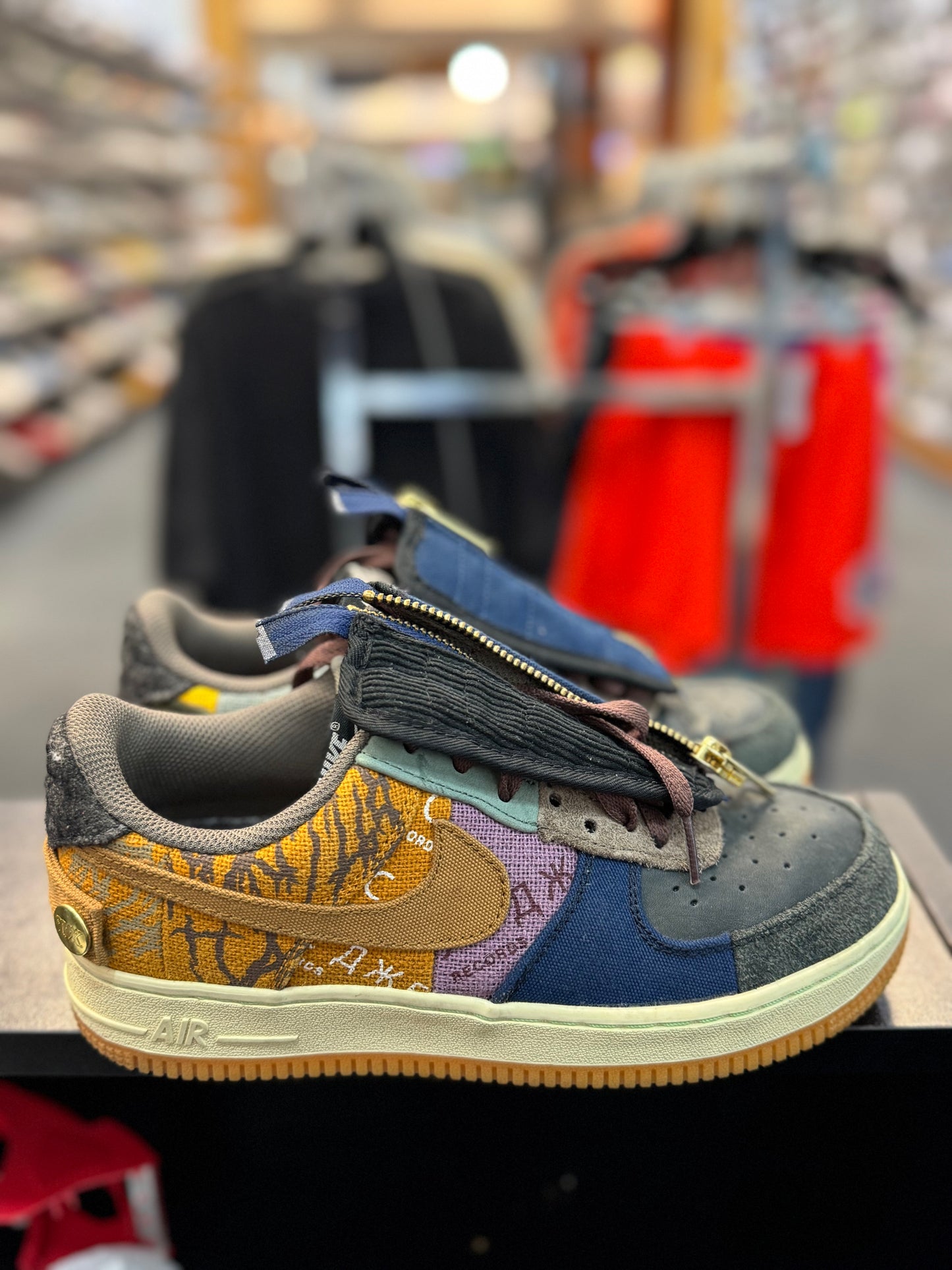 *USED* Nike Air Force 1 Low Travis Scott Cactus Jack