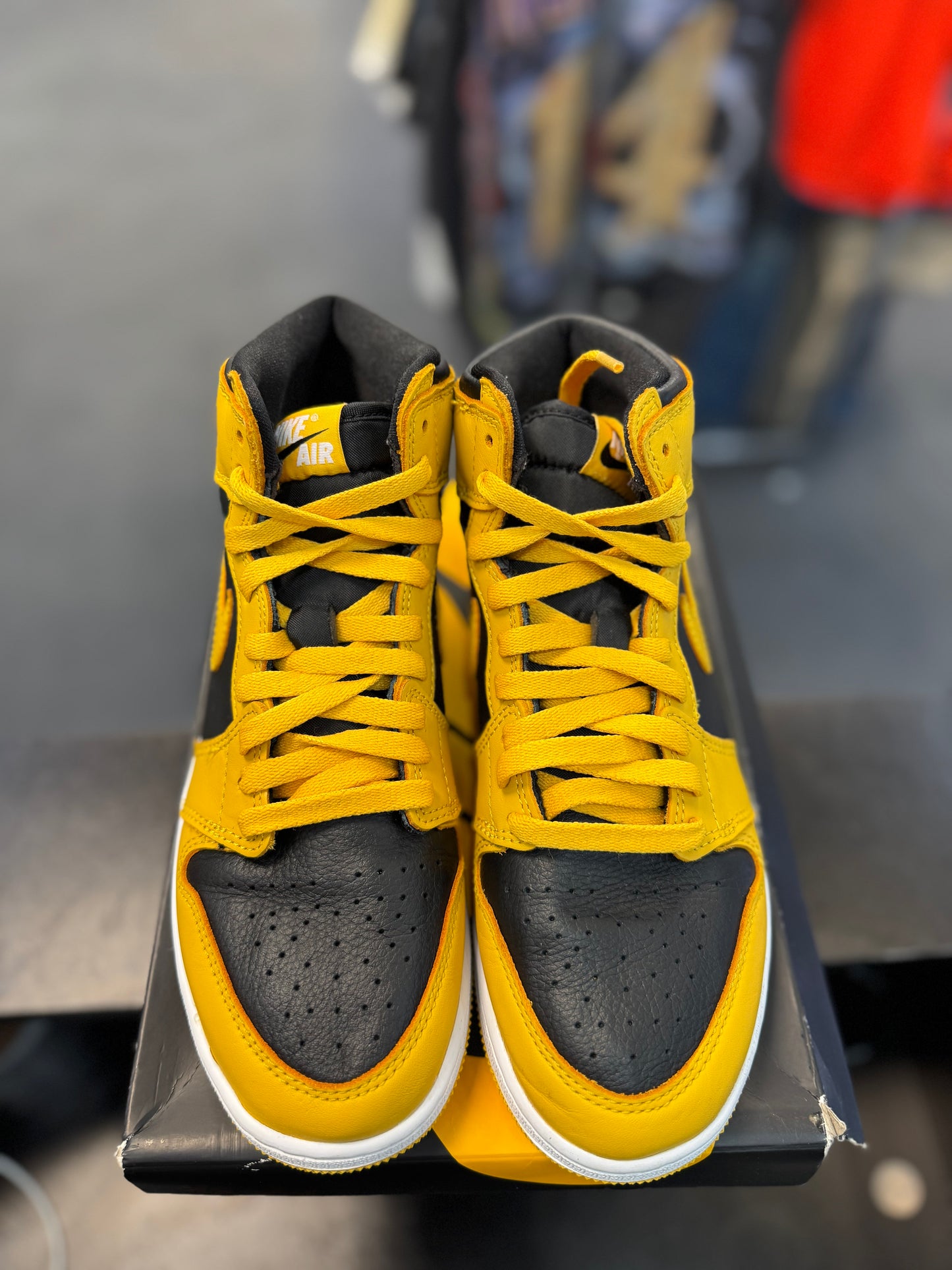 *USED* Jordan 1 Retro High OG Pollen (GS)