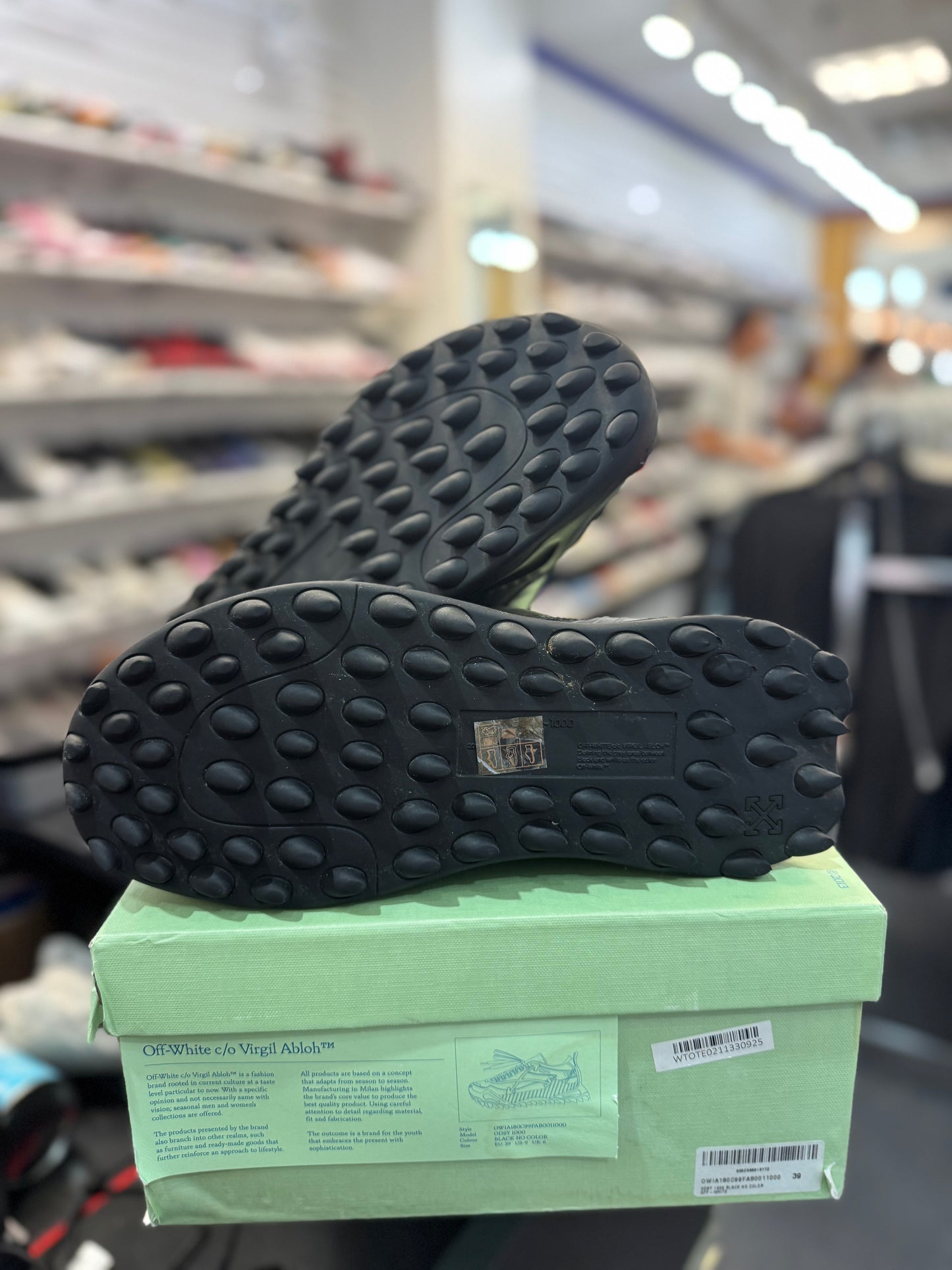 *USED* OFF-WHITE Odsy-1000 Black SS22