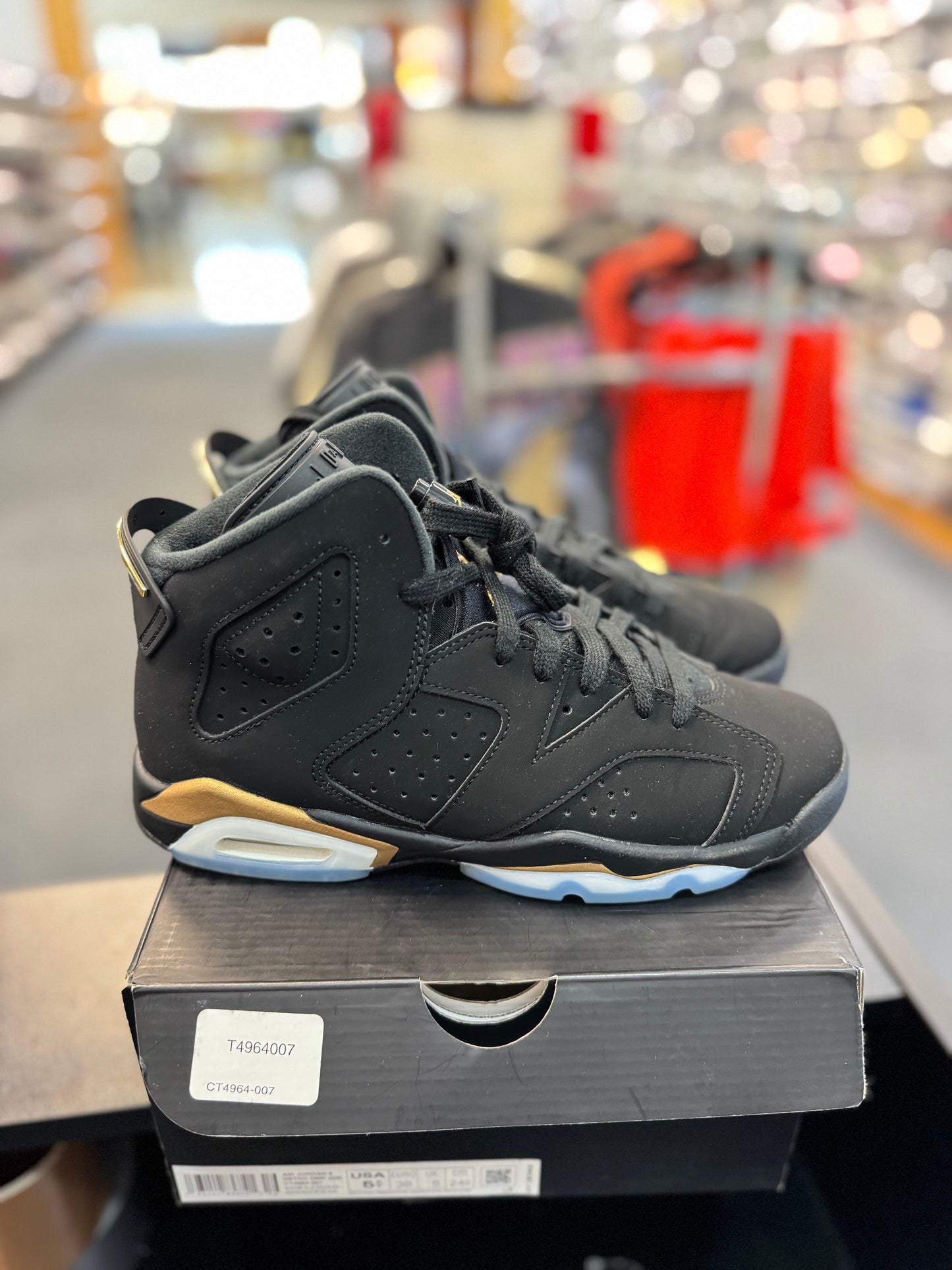 *USED* Jordan 6 Retro DMP 2020 (GS)