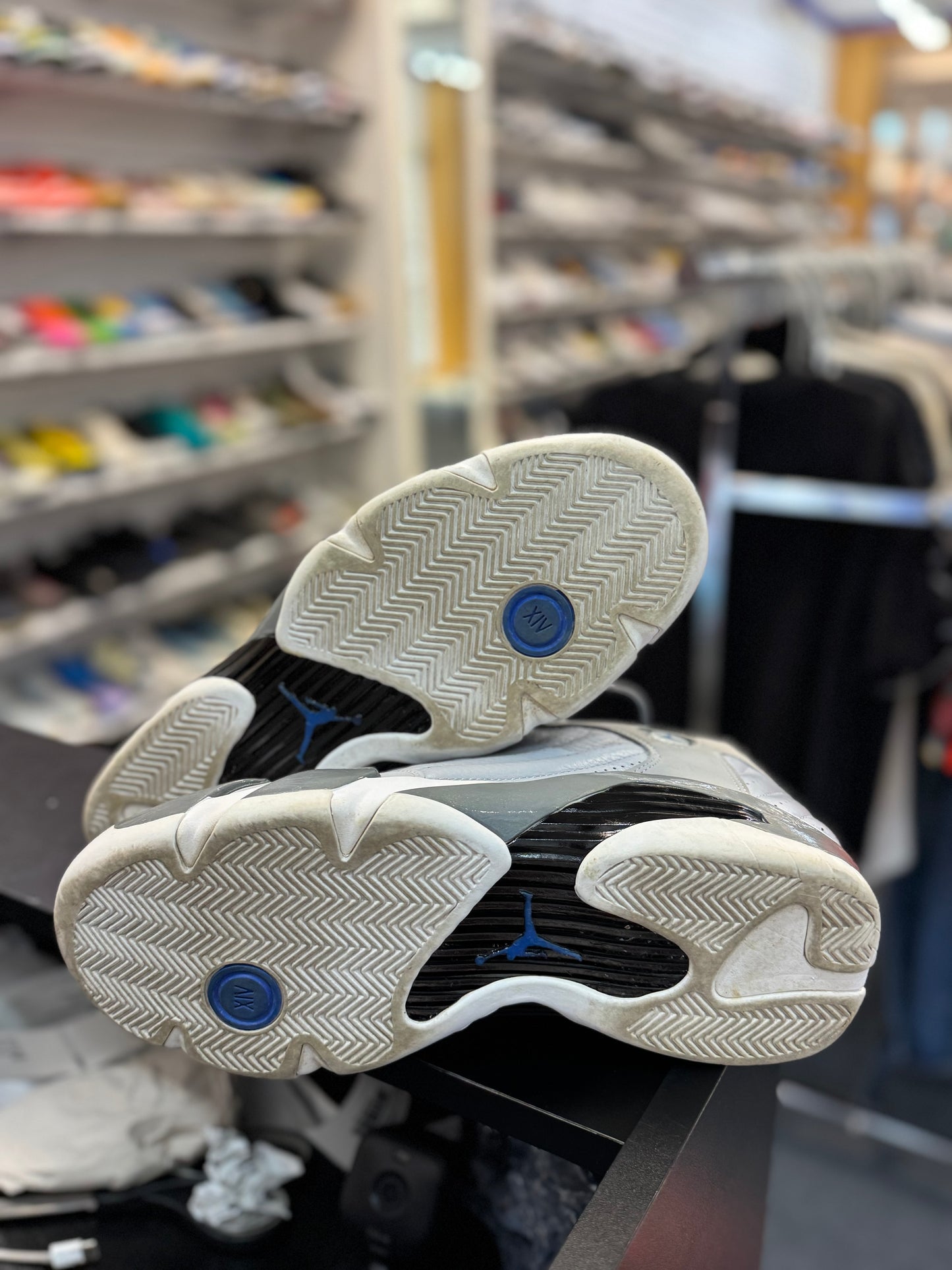 *USED* Jordan 14 Retro Wolf Grey