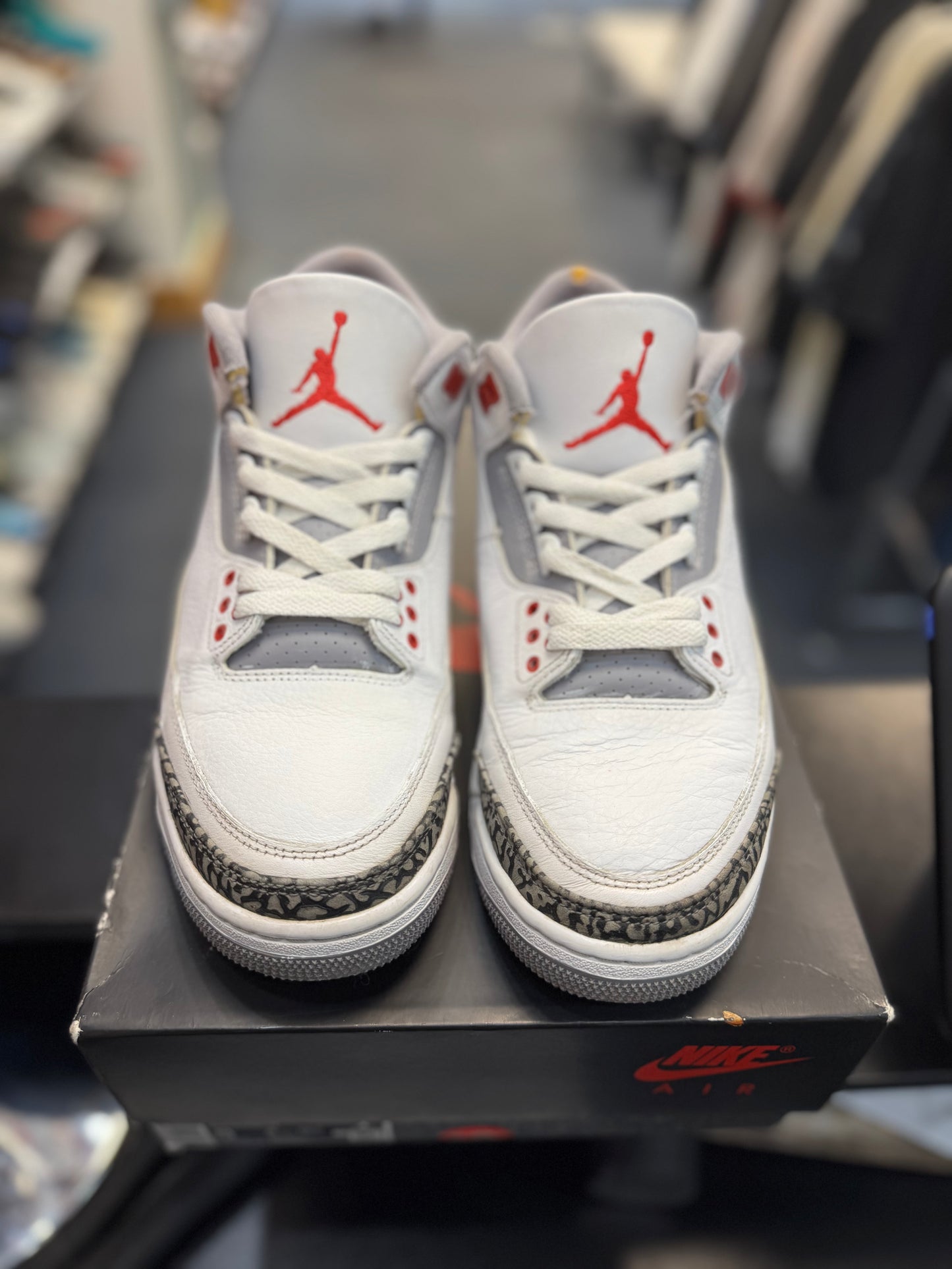 *USED* Jordan 3 Retro Fire Red (2022)