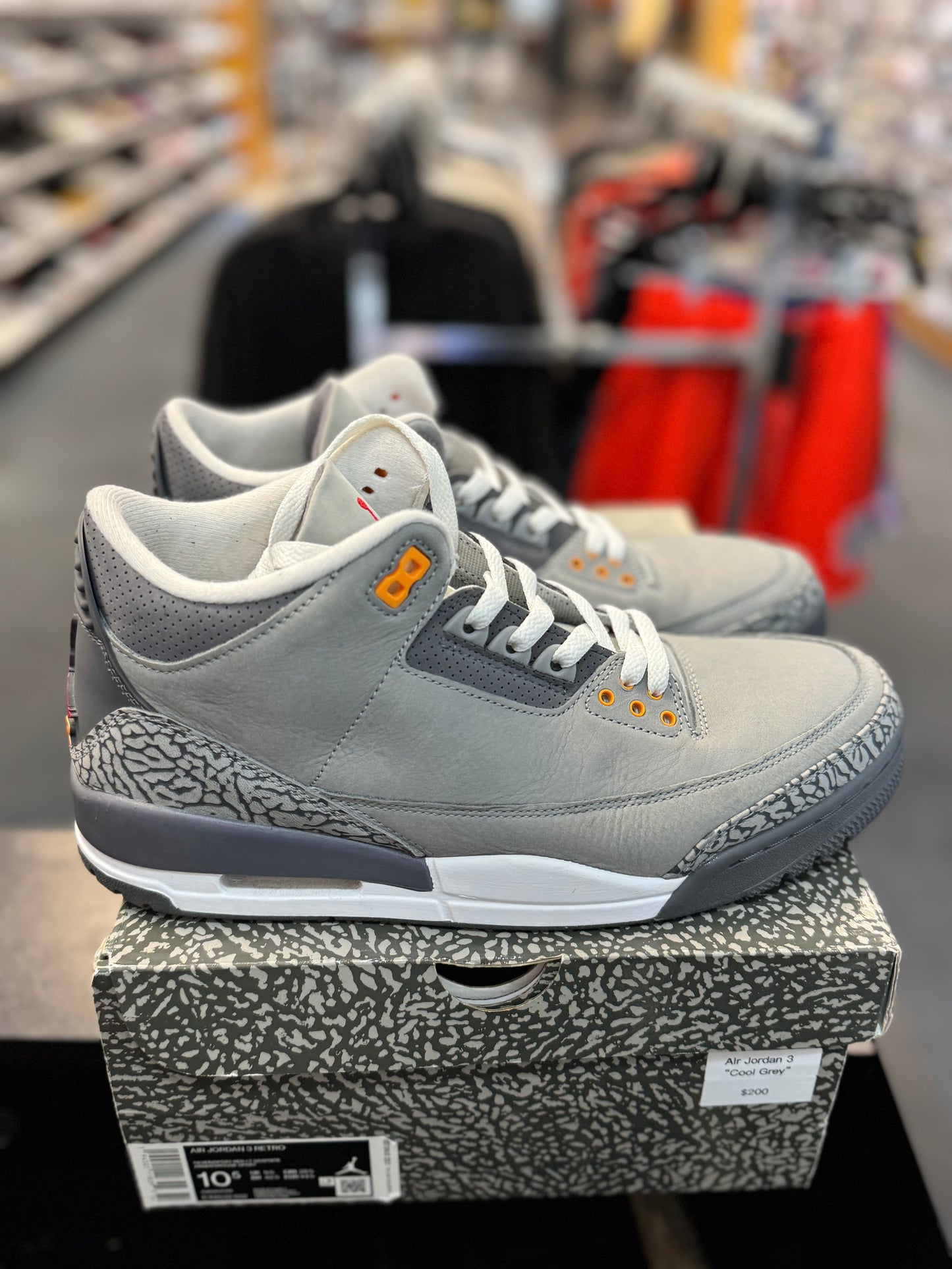 *USED* Jordan 3 Retro Cool Grey (2021)