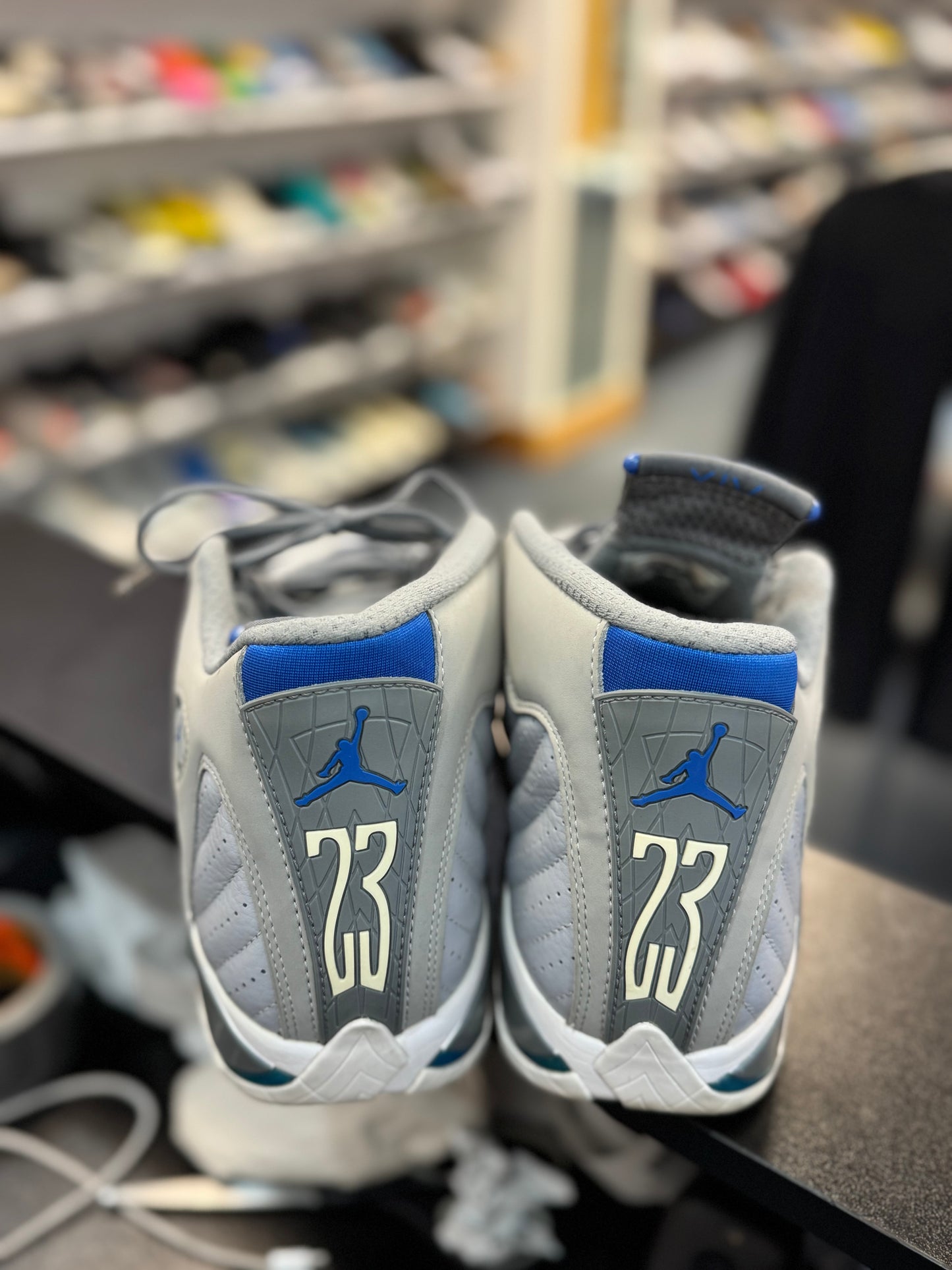 *USED* Jordan 14 Retro Wolf Grey