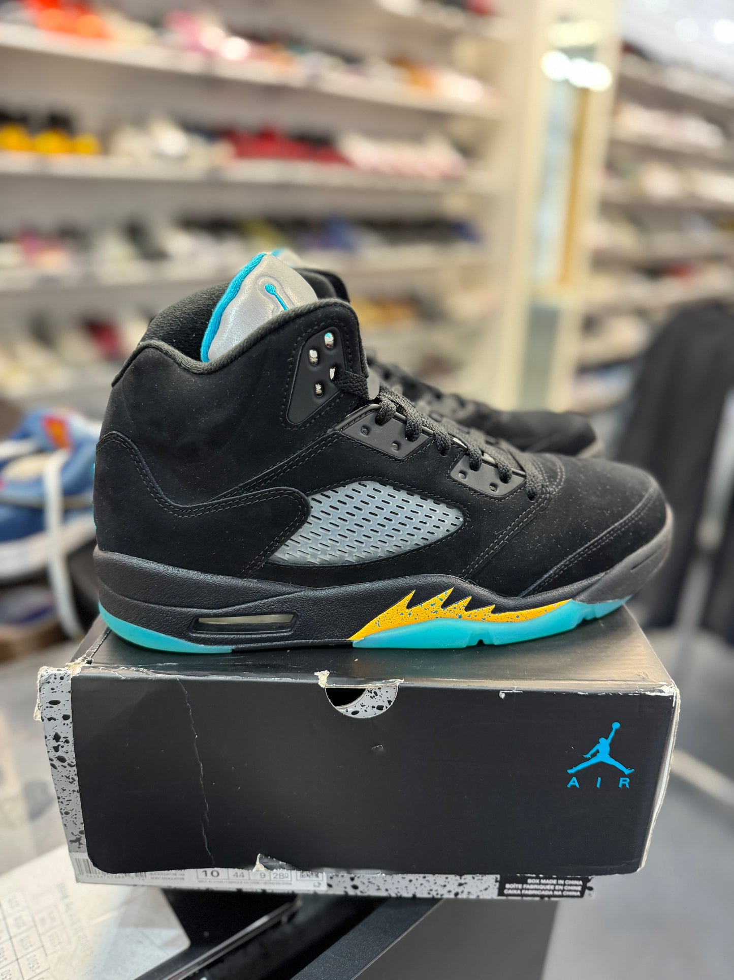 *USED* Jordan 5 Retro Aqua