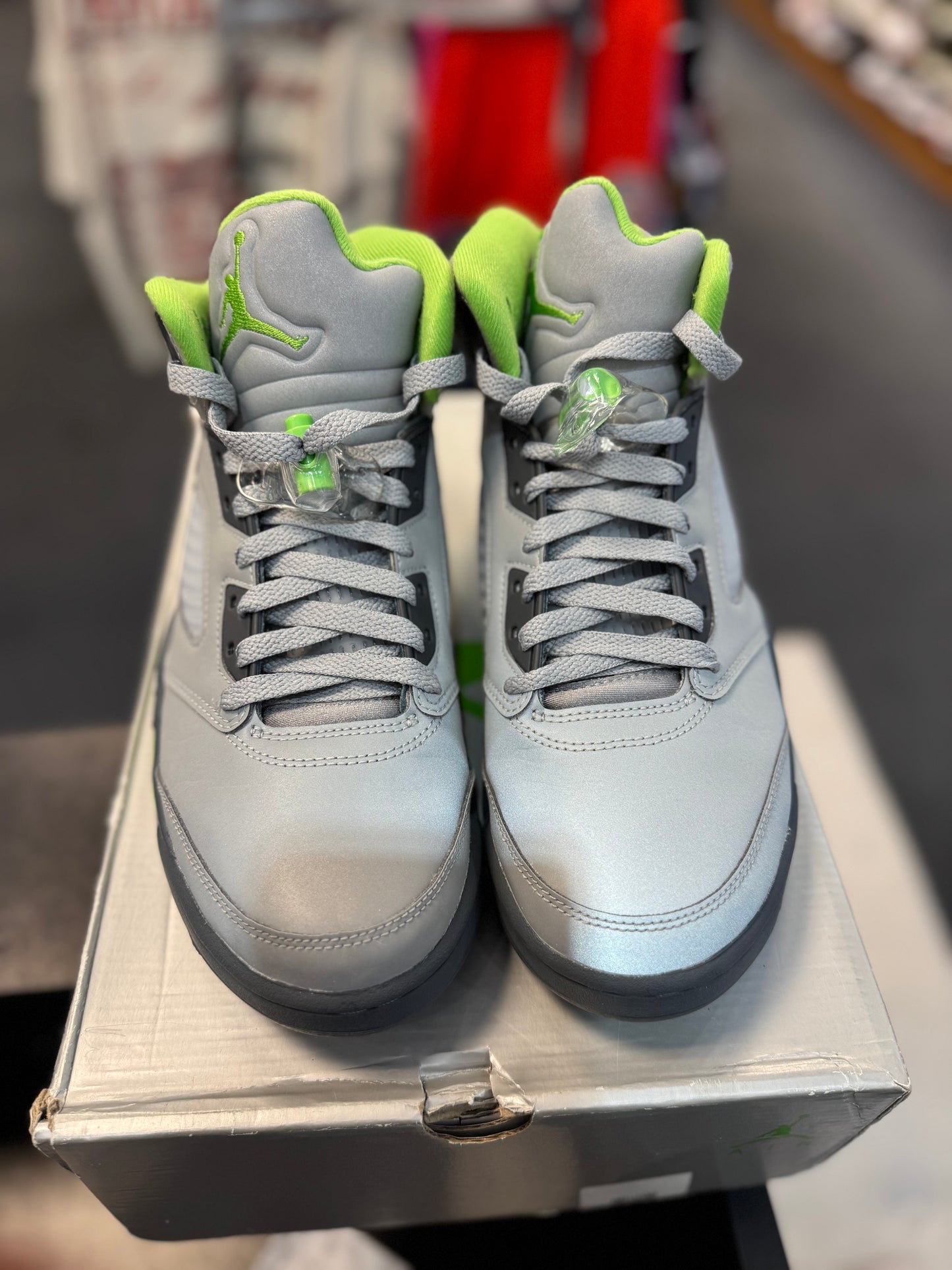 *USED* Jordan 5 Retro Green Bean