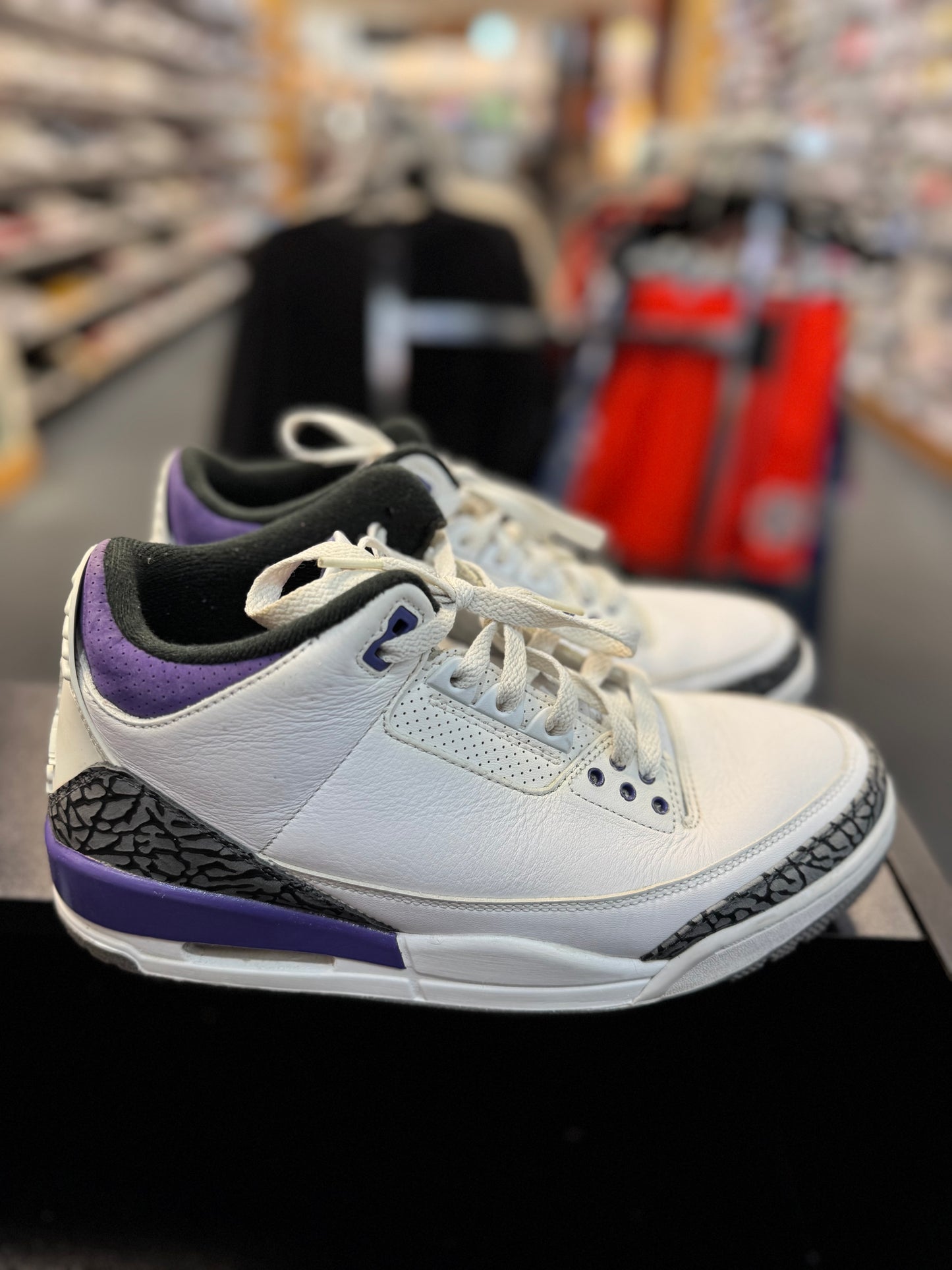 *USED* Jordan 3 Retro Dark Iris