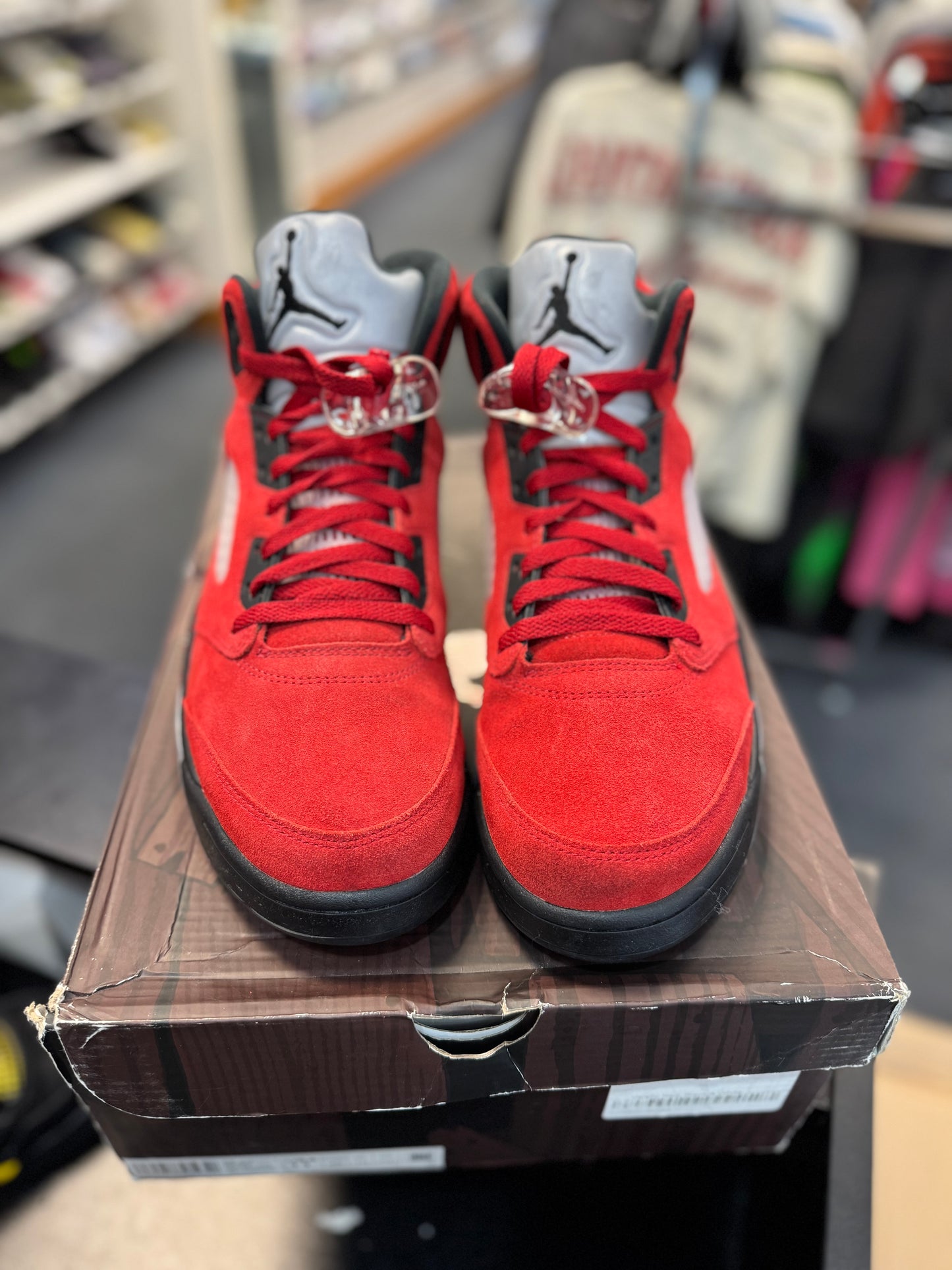 *USED* Jordan 5 Retro Raging Bull Red (2021)