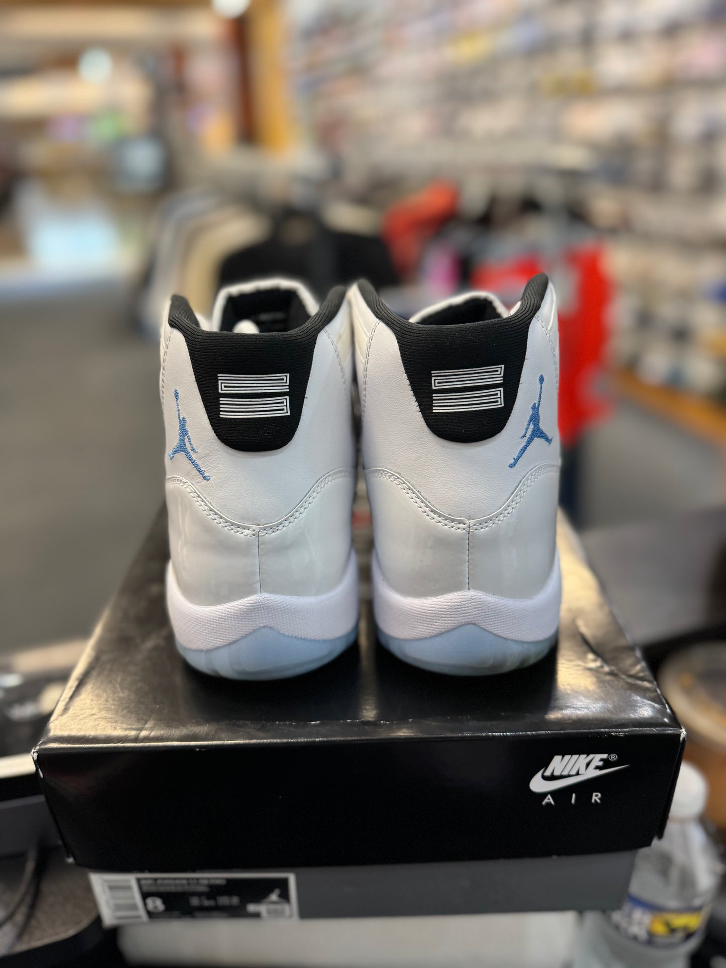 *USED* Jordan 11 Retro Legend Blue (2024)
