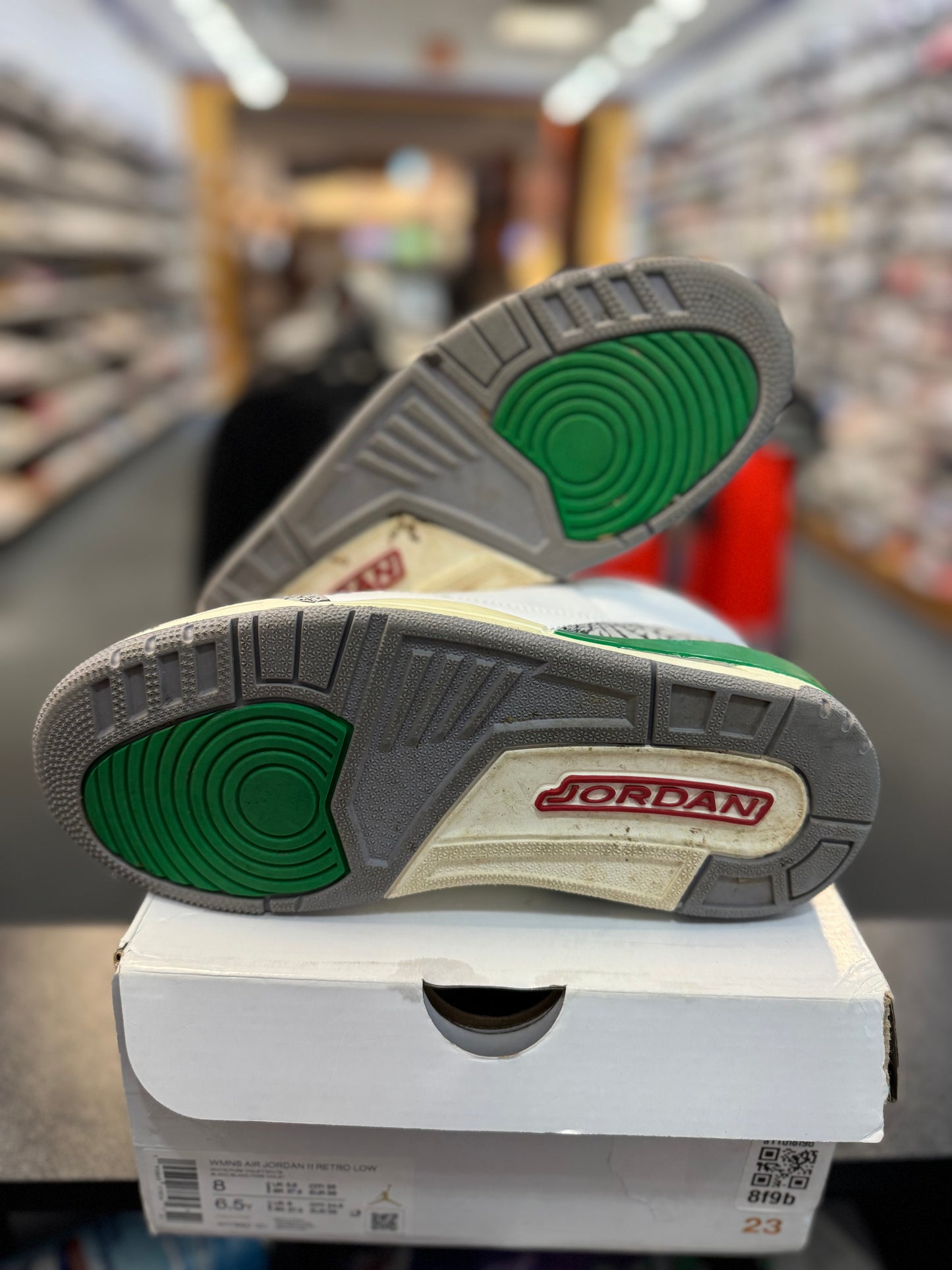 *USED* Jordan 3 Retro Lucky Green