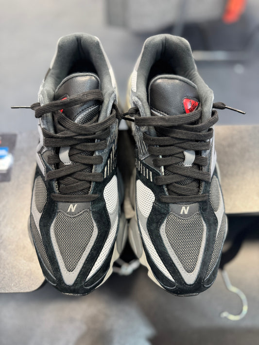 *USED* New Balance 9060 Black Castlerock Grey