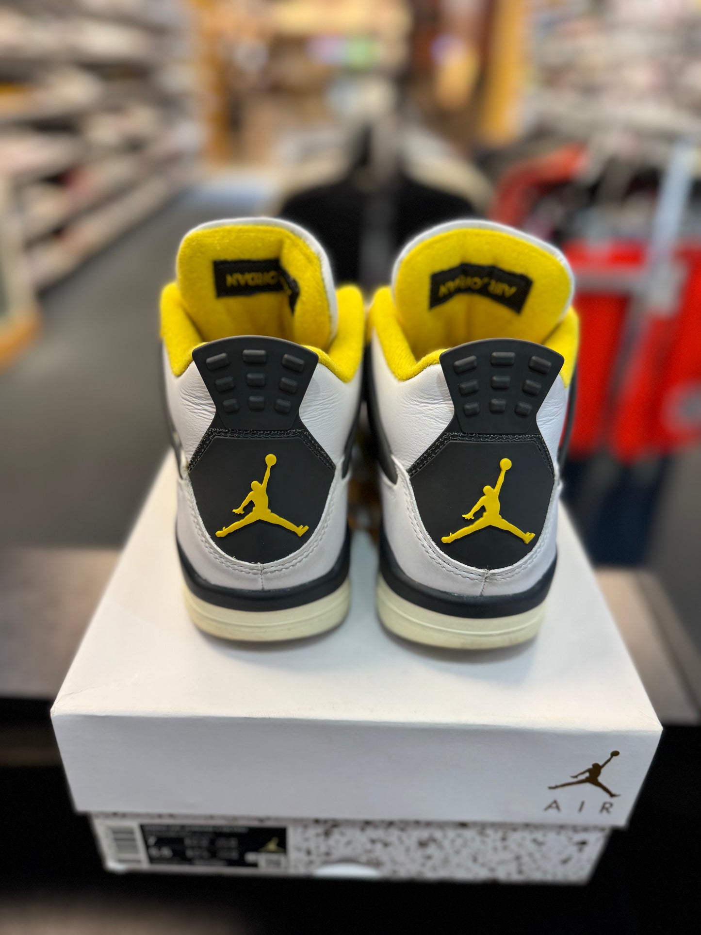 *USED* Jordan 4 Retro Vivid Sulfur