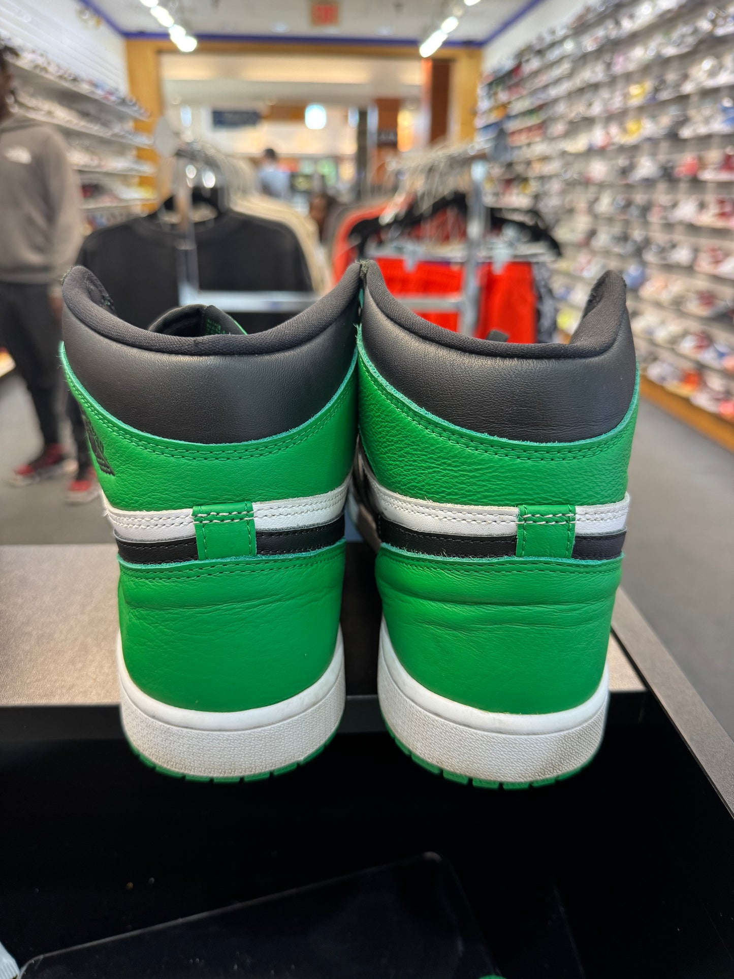 *USED* Jordan 1 Retro High OG Lucky Green