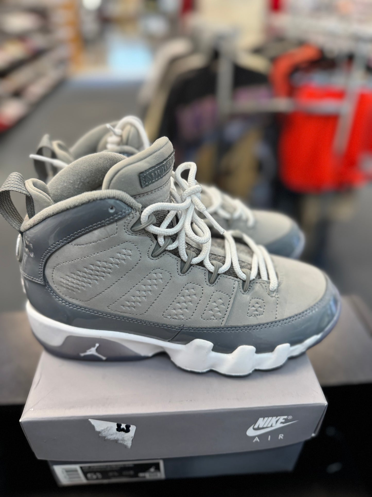 *USED* Jordan 9 Retro Cool Grey (2025) (GS)