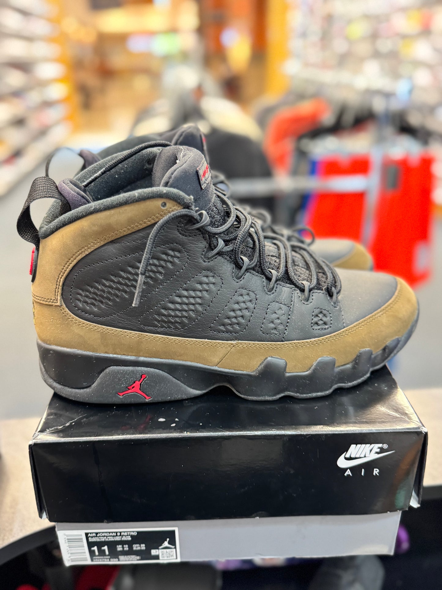 *USED* Jordan 9 Retro Olive (2024)