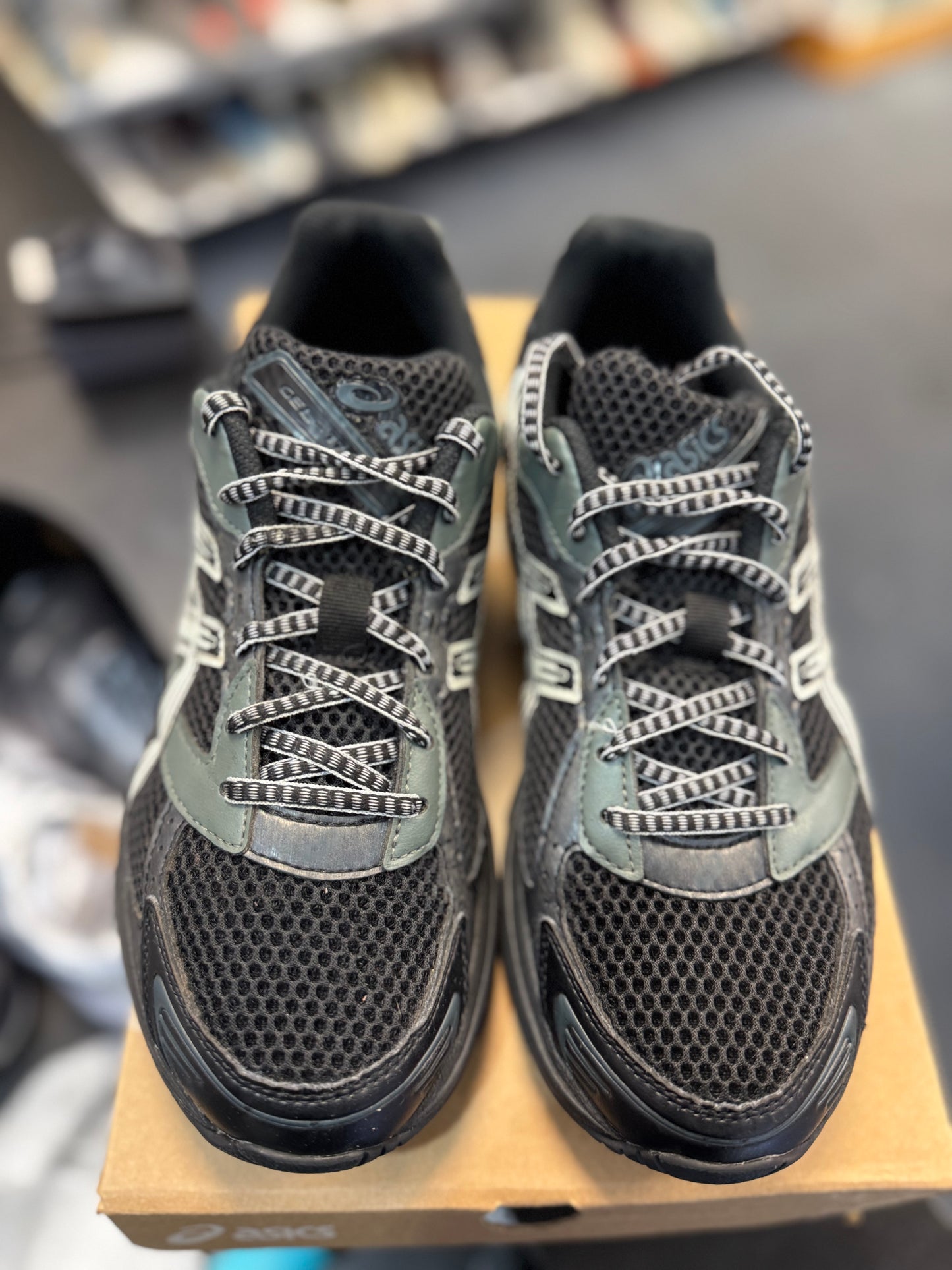 *USED* ASICS Gel-1130 Black Glacier Grey