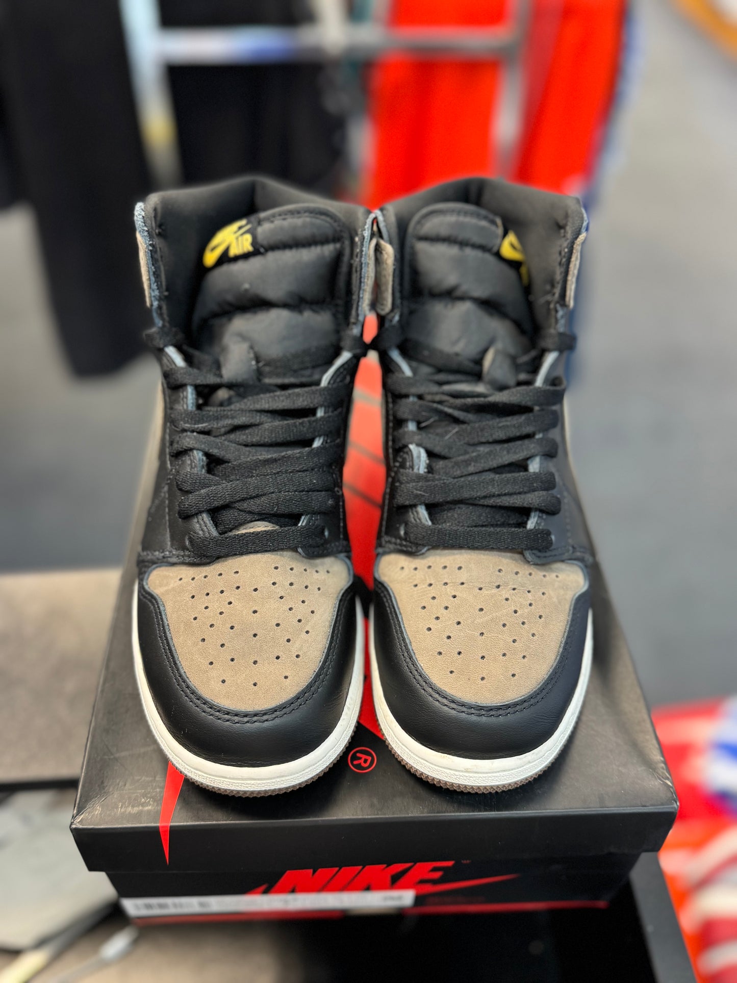 *USED* Jordan 1 Retro High OG Palomino (GS)