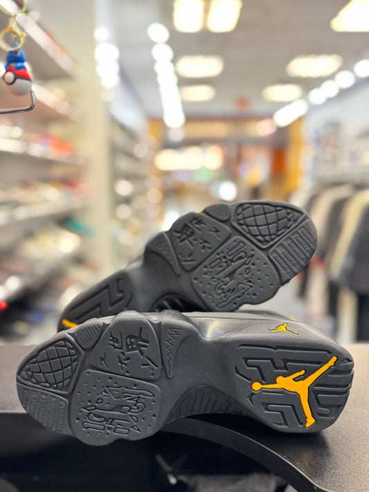 *USED* Jordan 9 Retro Dark Charcoal University Gold