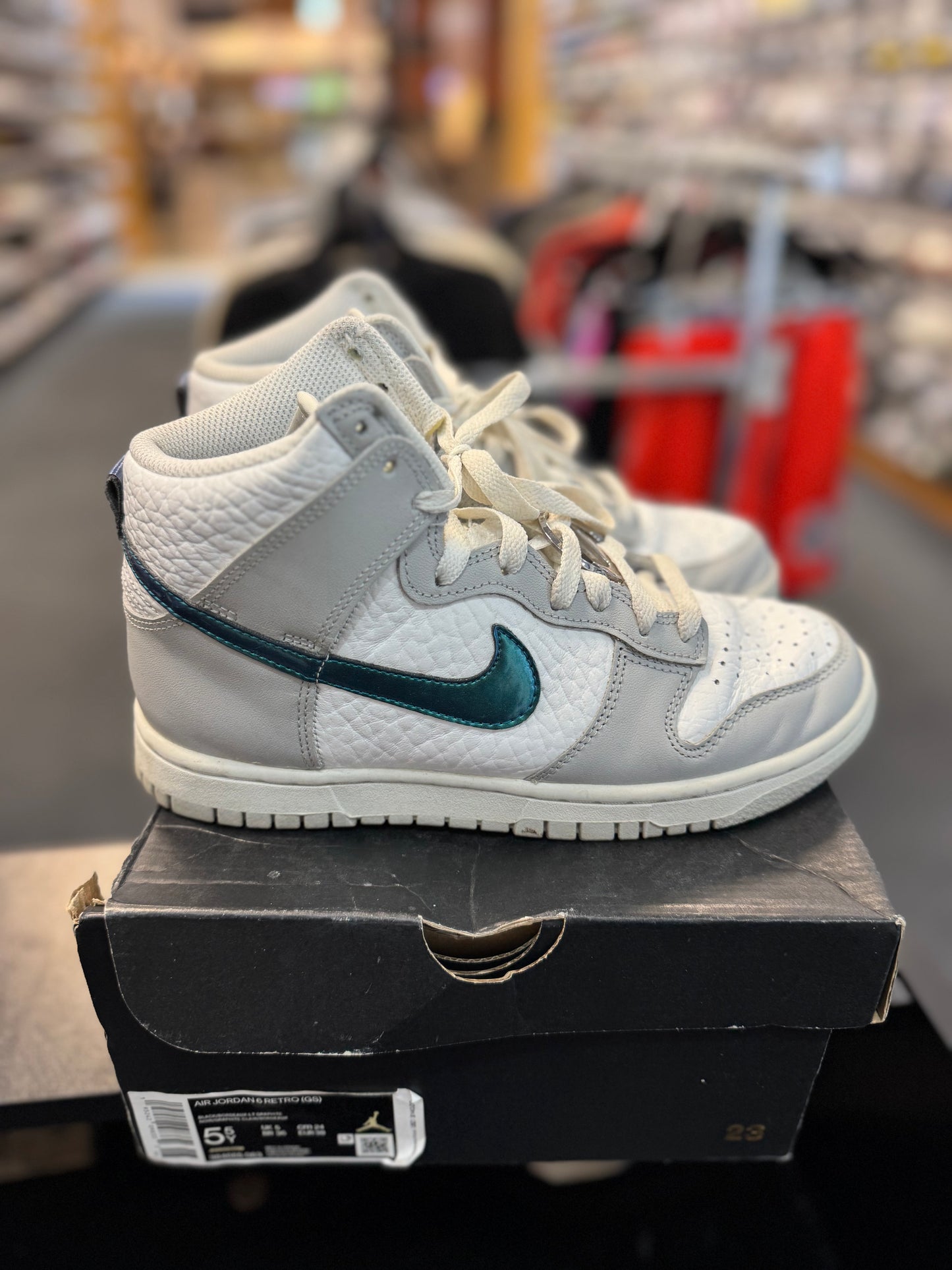 *USED* Nike Dunk High FLS