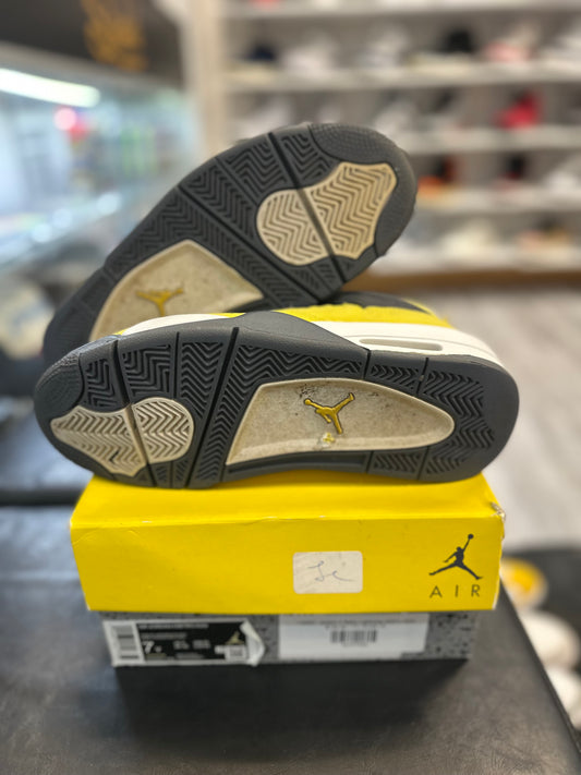 *USED* Jordan 4 Retro Lightning (2021) (GS)