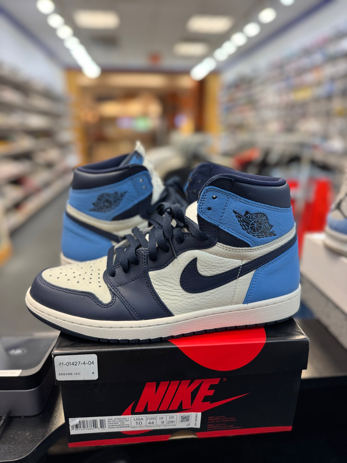 *USED* Jordan 1 Retro High Obsidian