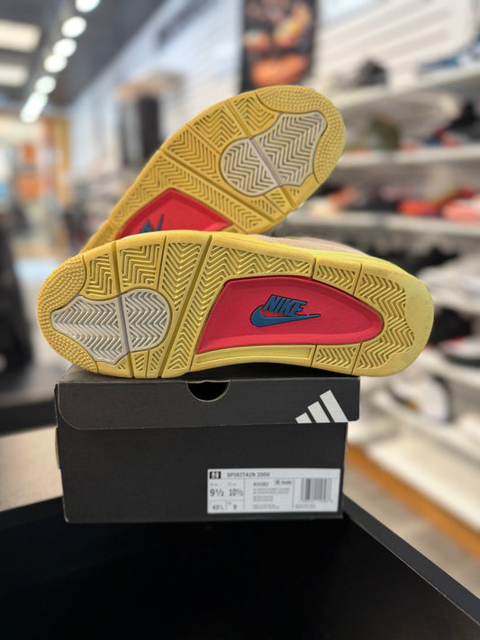 *USED* Jordan 4 Retro Union Guava Ice