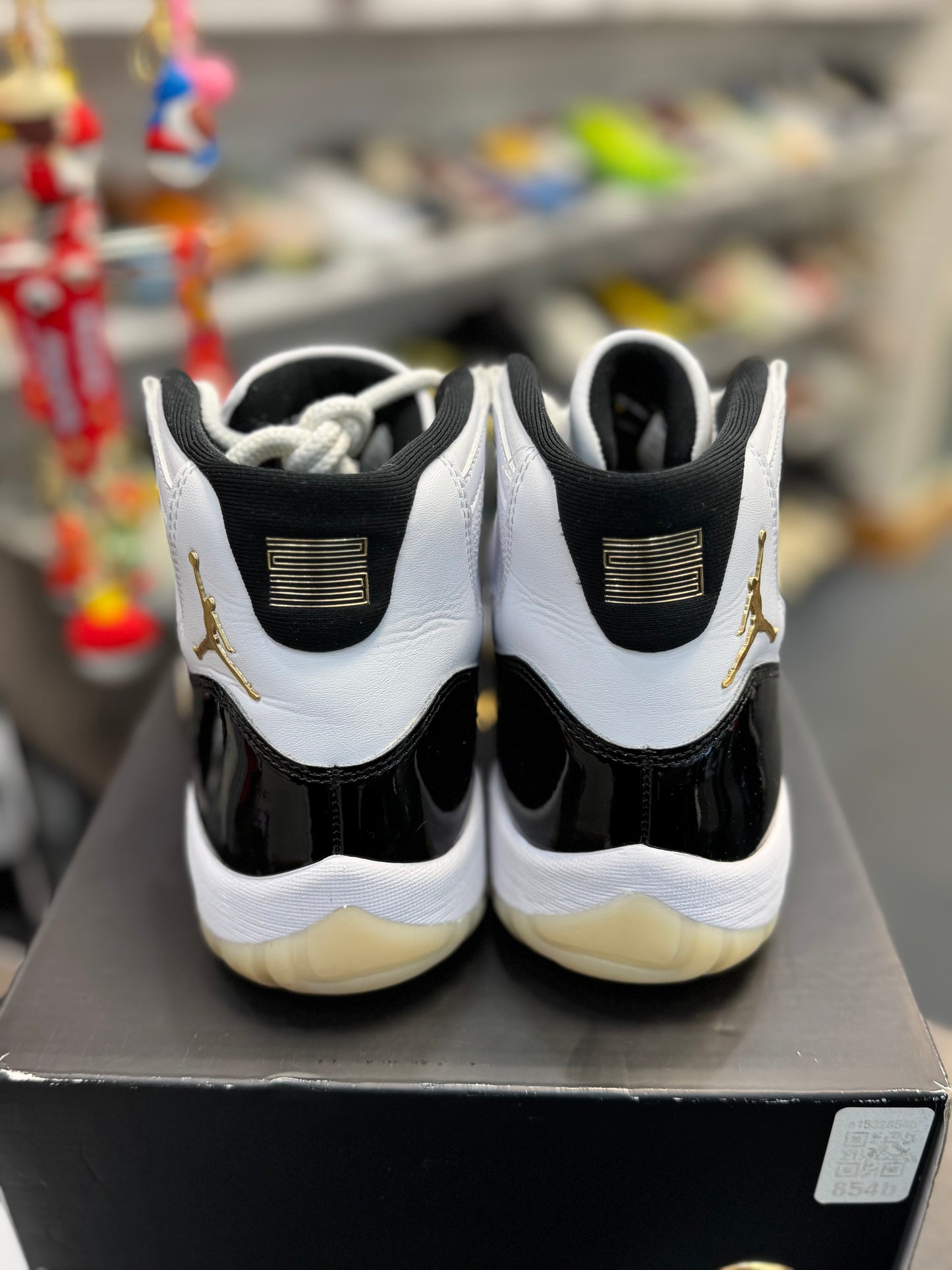*USED* Jordan 11 Retro DMP Gratitude (2023)