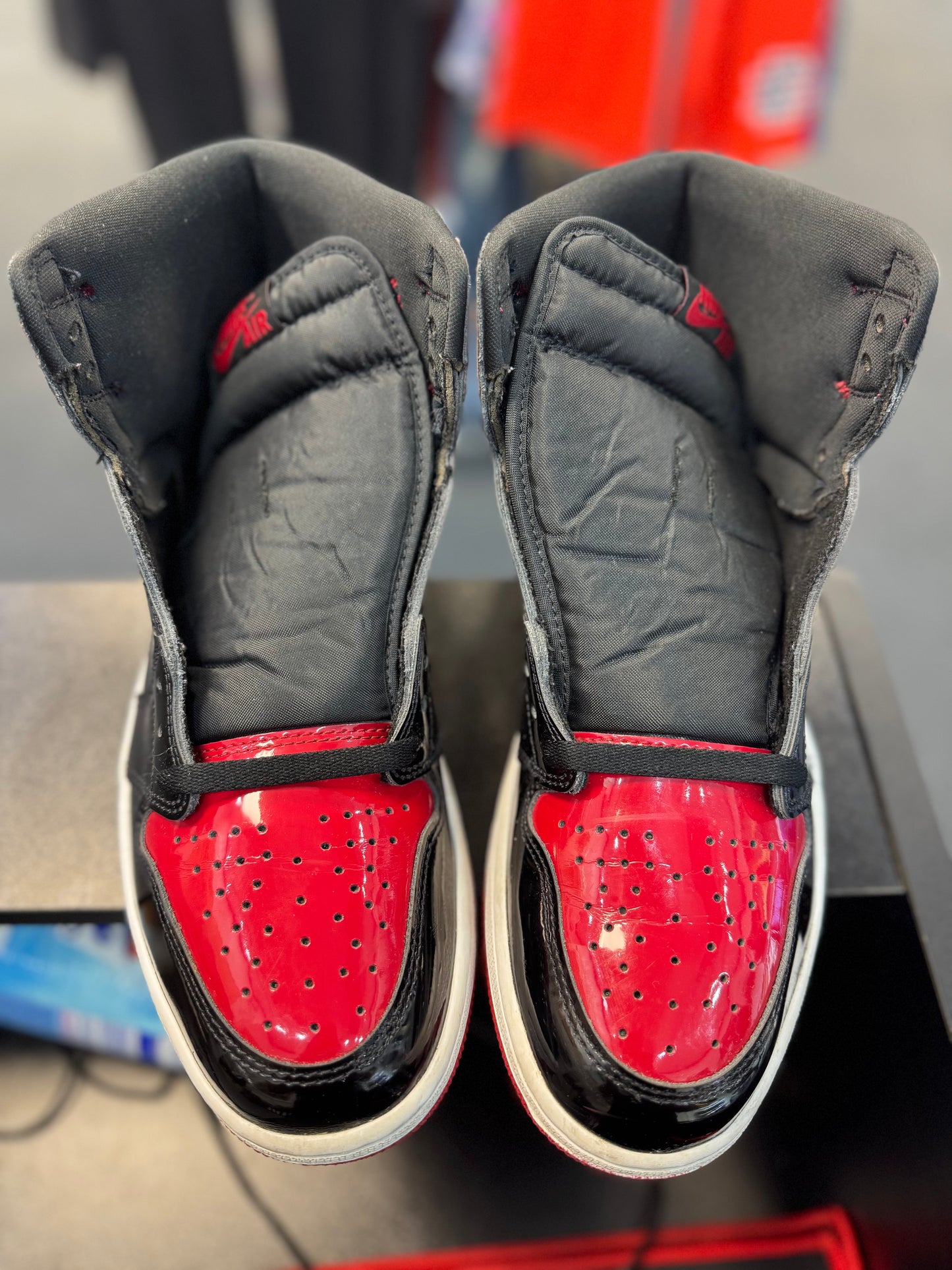 *USED* Jordan 1 Retro High OG Patent Bred