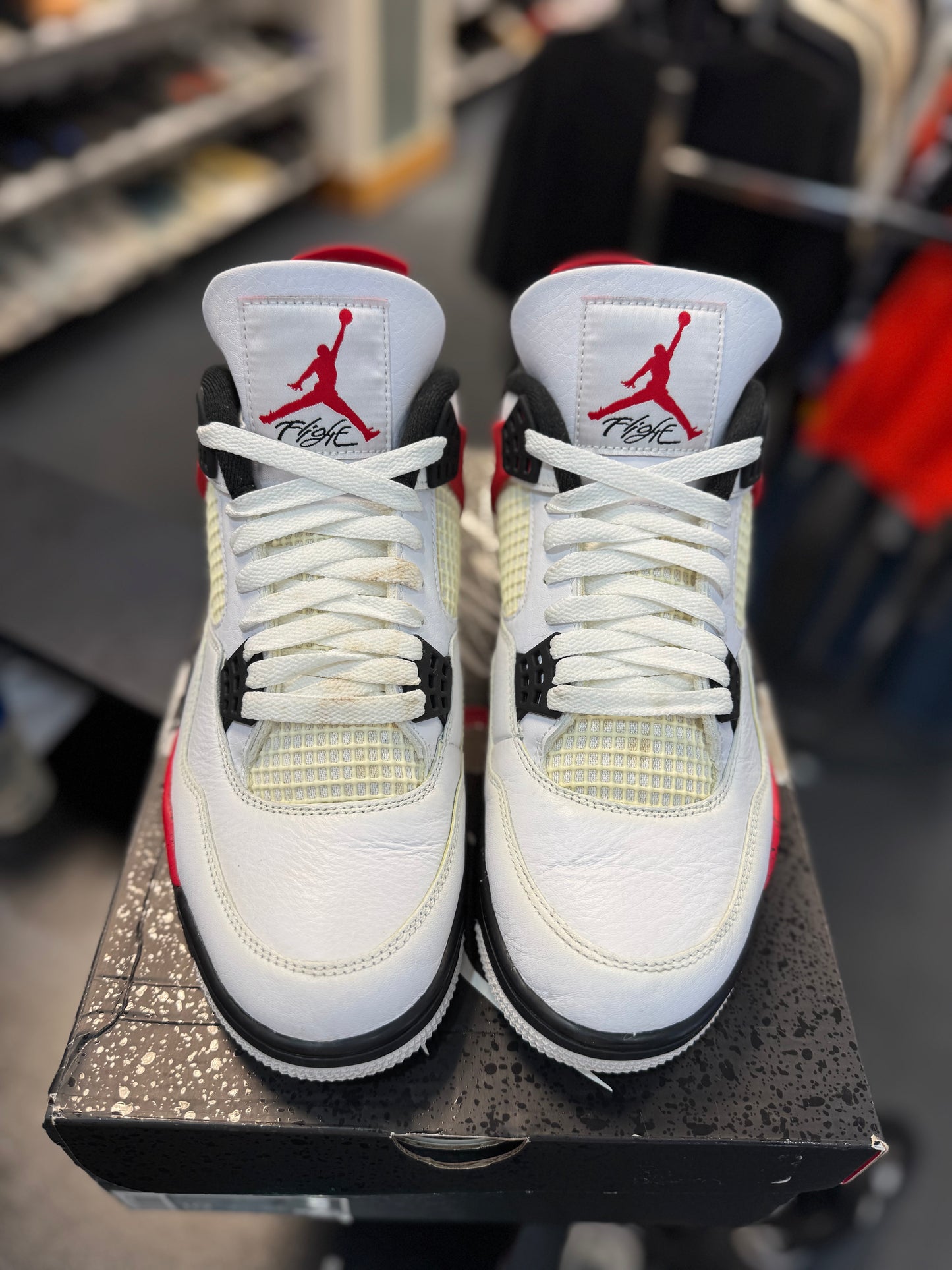 *USED* Jordan 4 Retro Red Cement