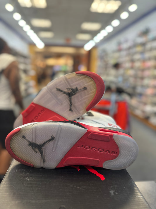 *USED* Jordan 5 Retro Fire Red Black Tongue (2013)