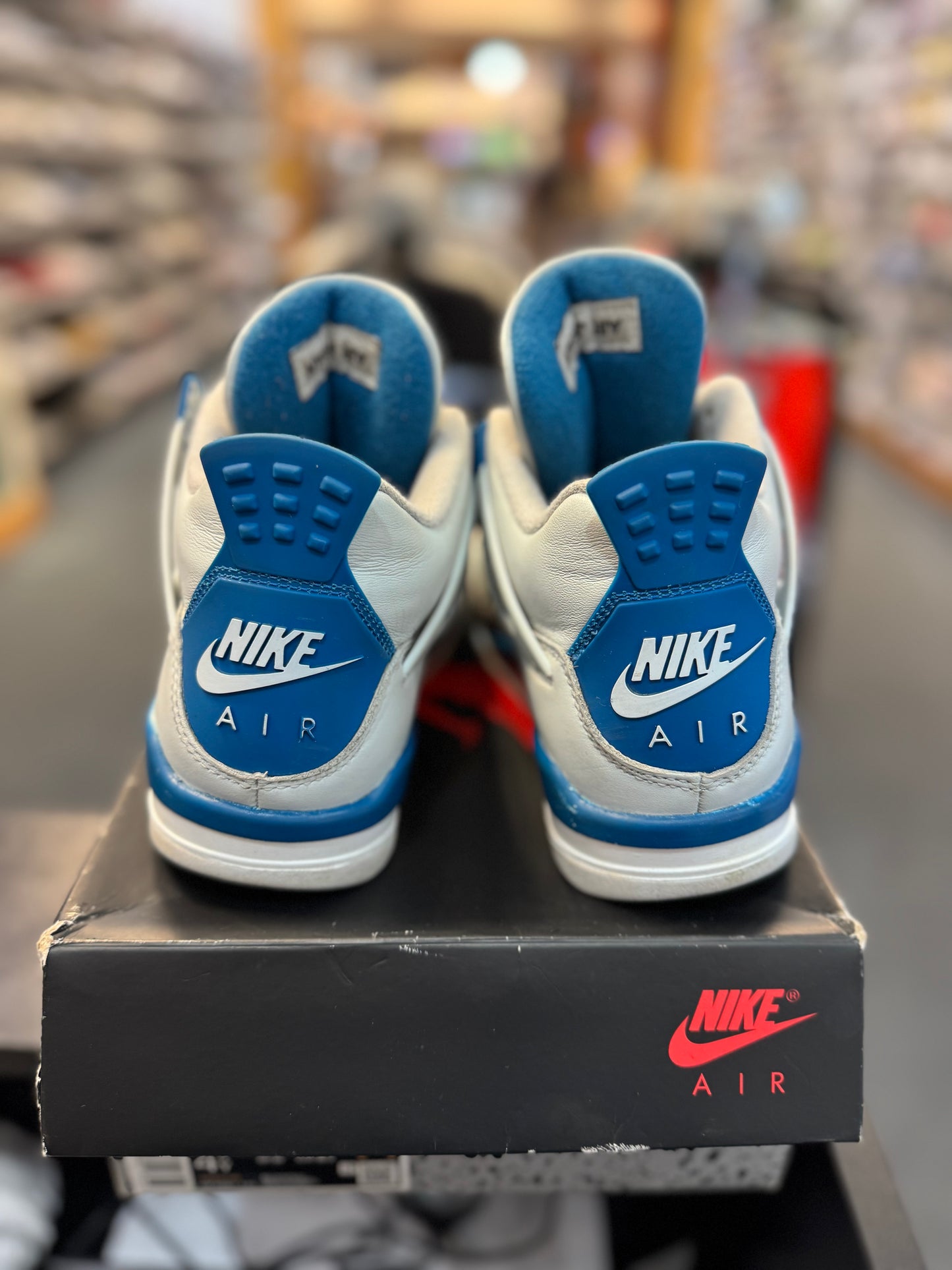 *USED* Jordan 4 Retro Military Blue (2024) (GS) (DEAL)